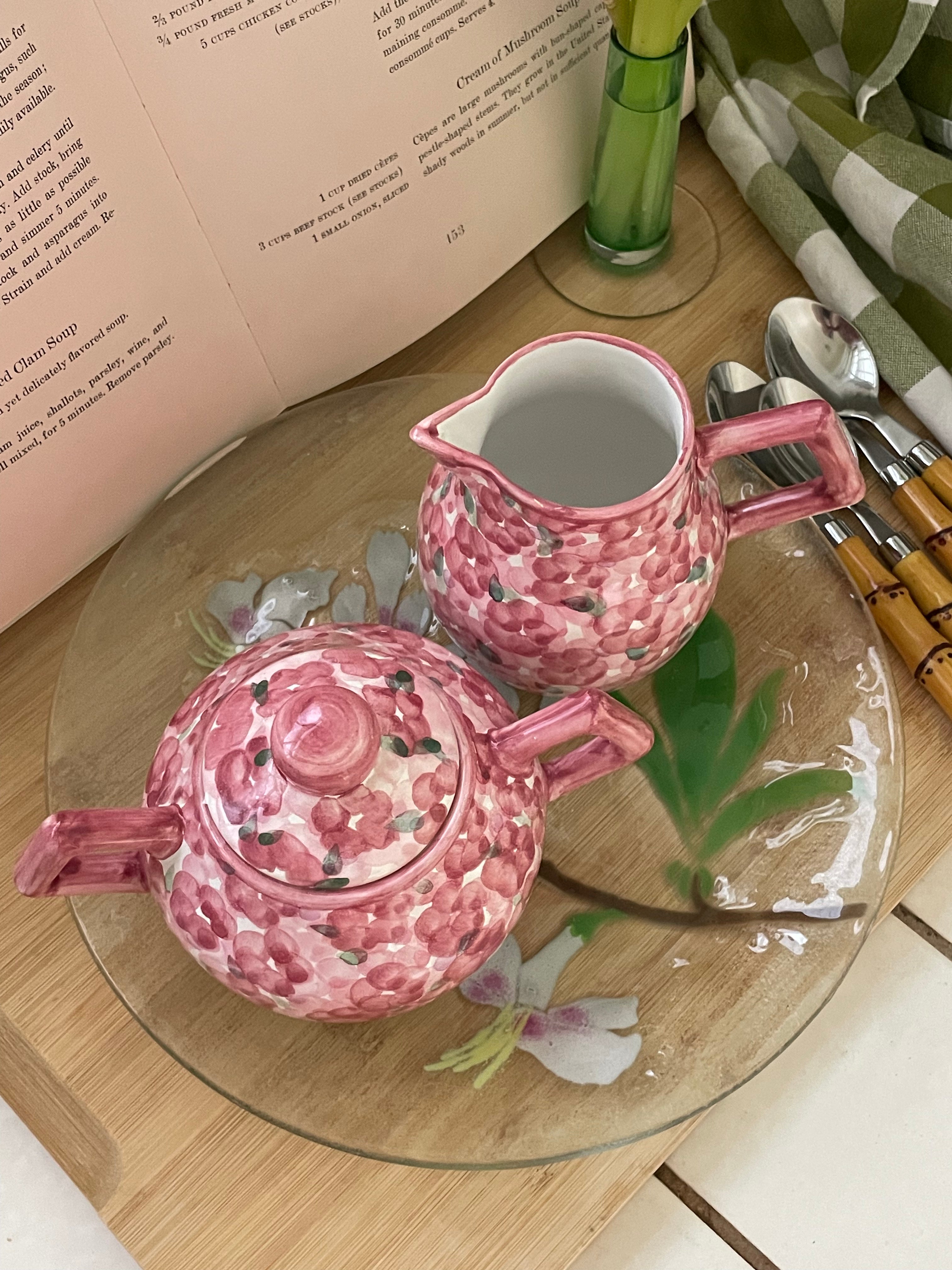 Cherry Lane Cream & Sugar