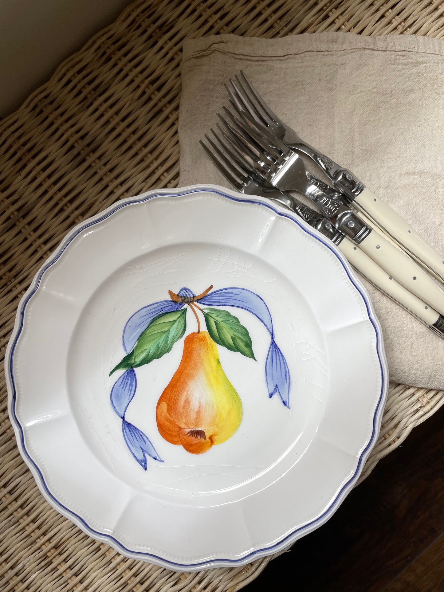 Pear Tree Lane Plates, Set of 4