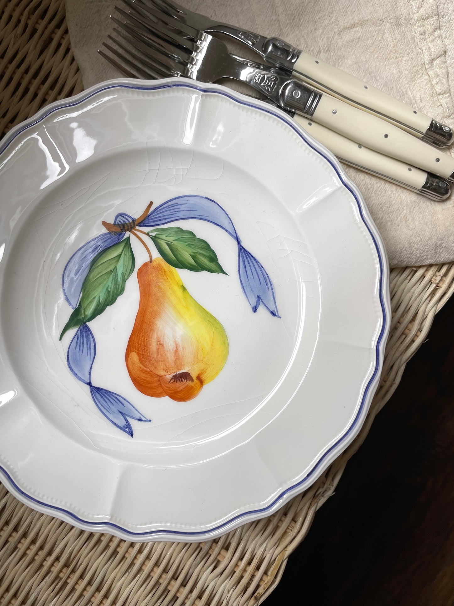 Pear Tree Lane Plates, Set of 4