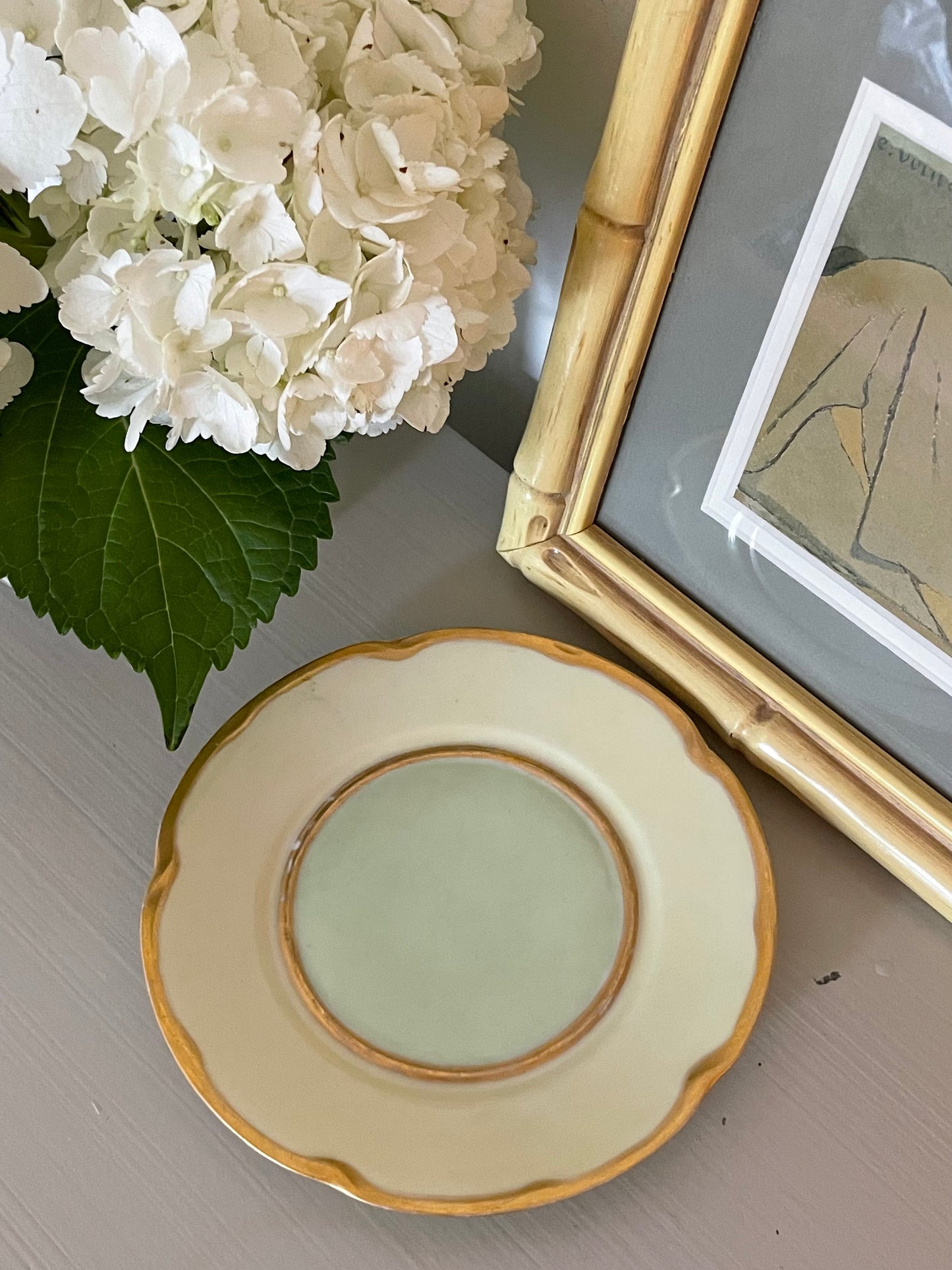 Helena Candle Plate