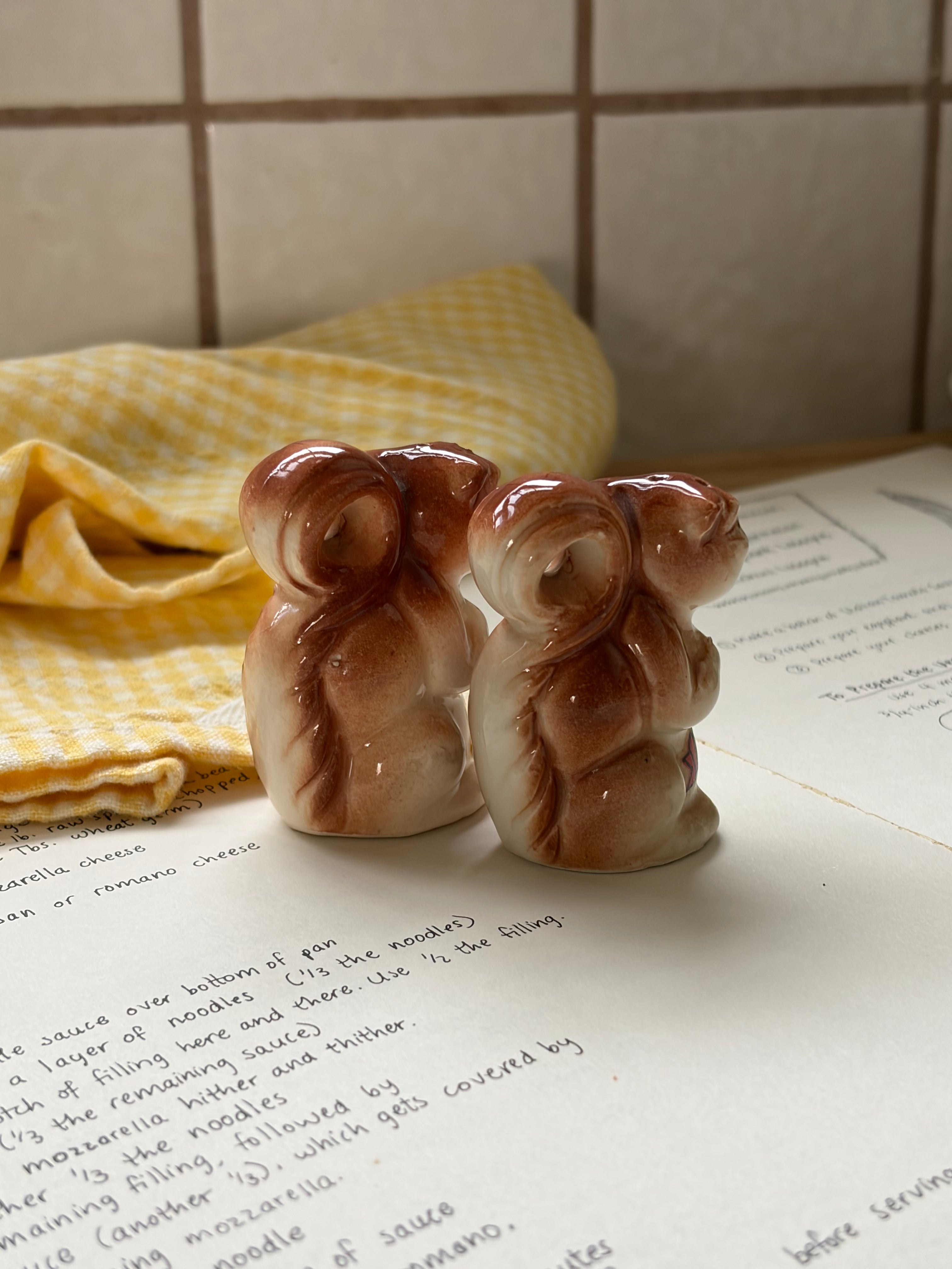 Acorn Hill Salt & Pepper Shakers