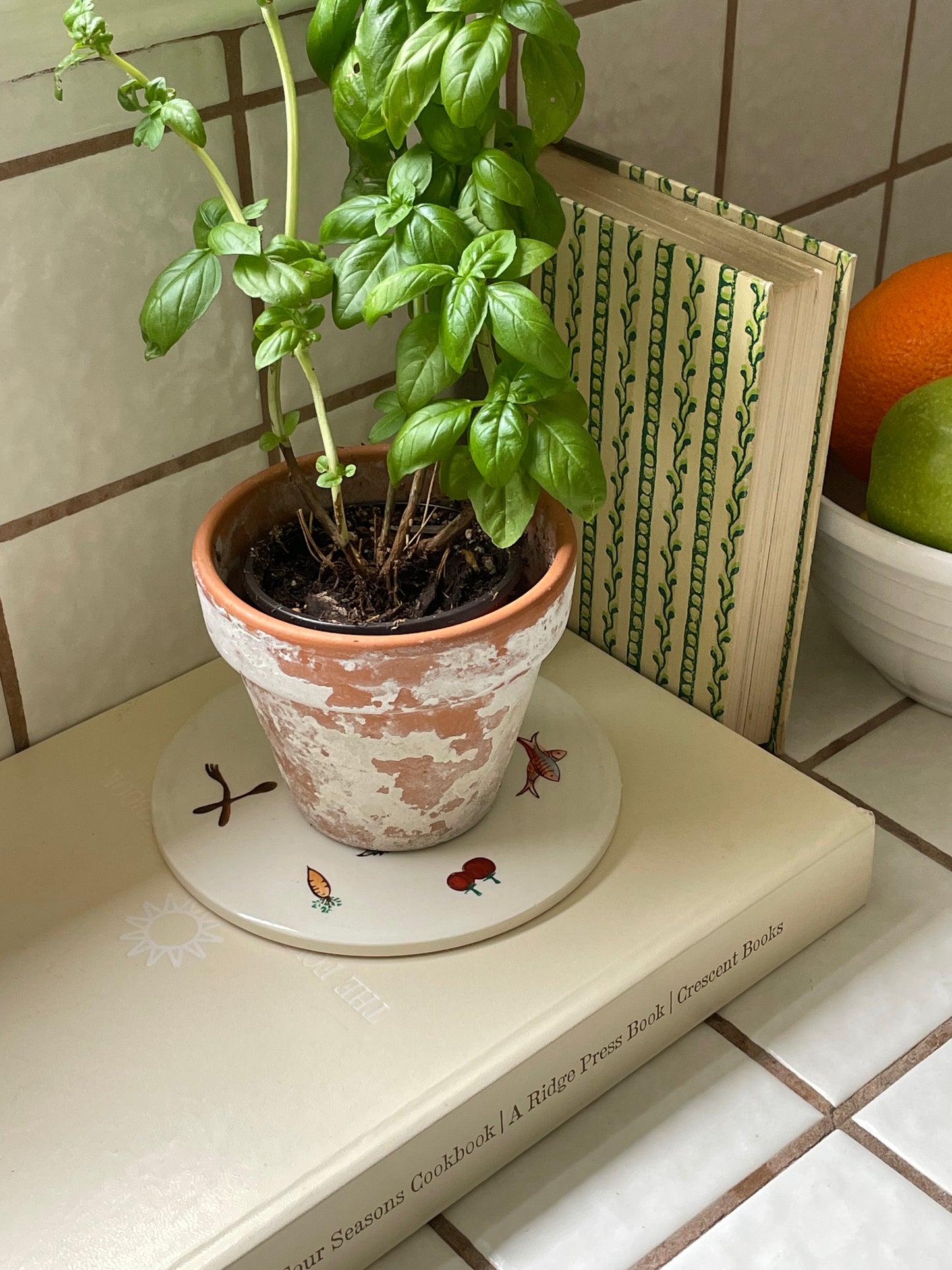 Nature's Bounty Party Trivet