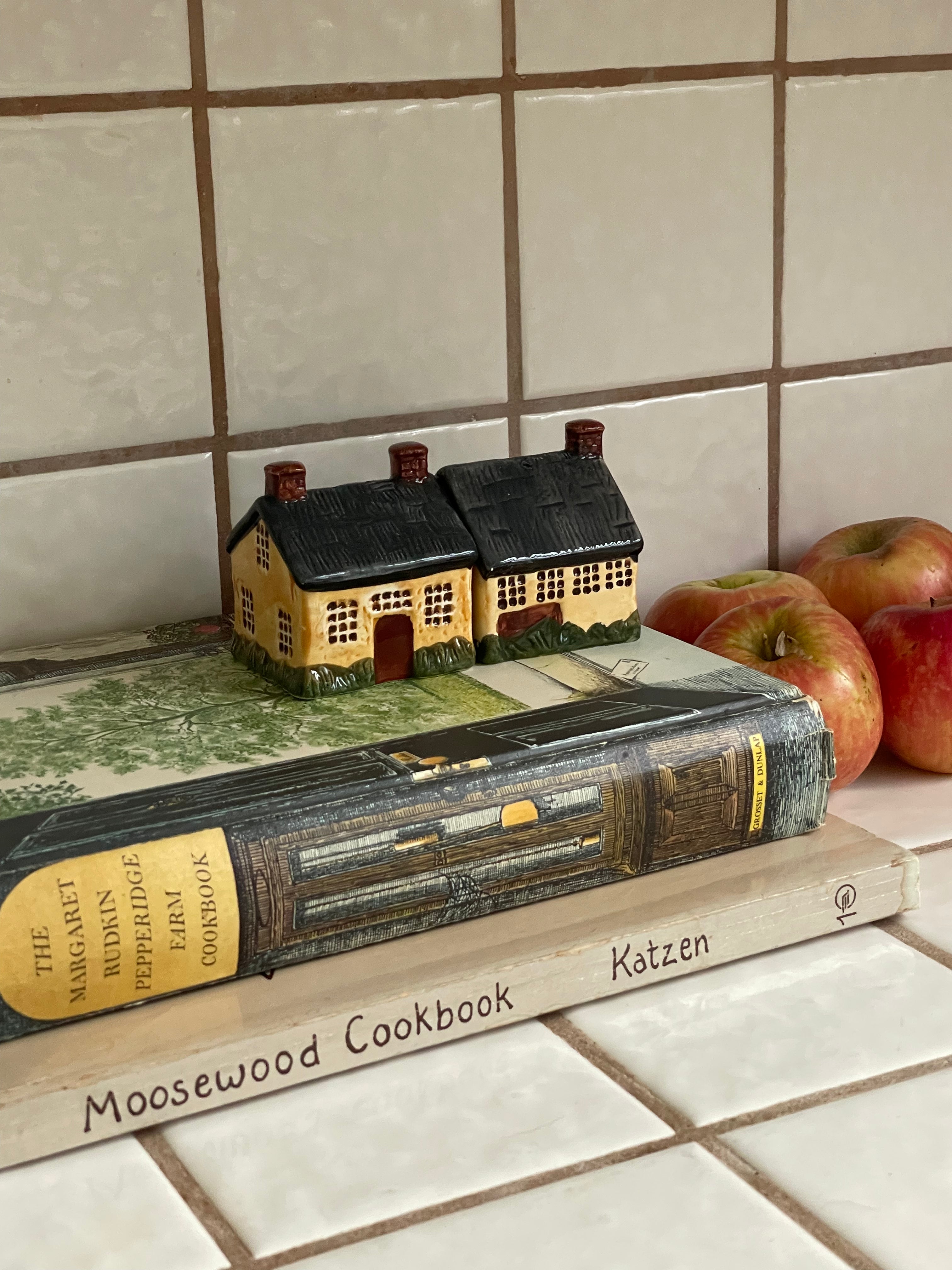 Hayloft Cottage Salt & Pepper Shakers