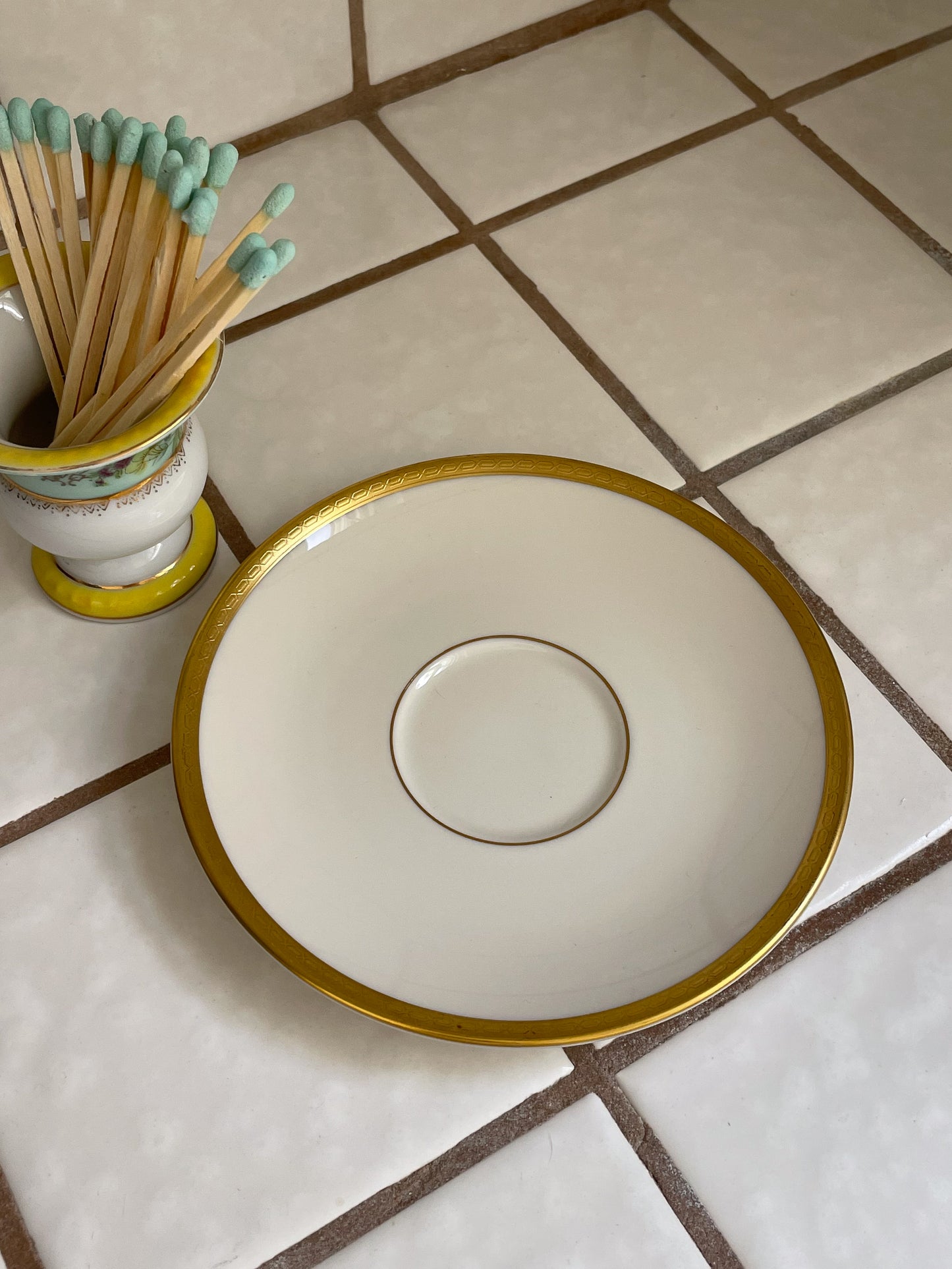 Olympia Candle Plate