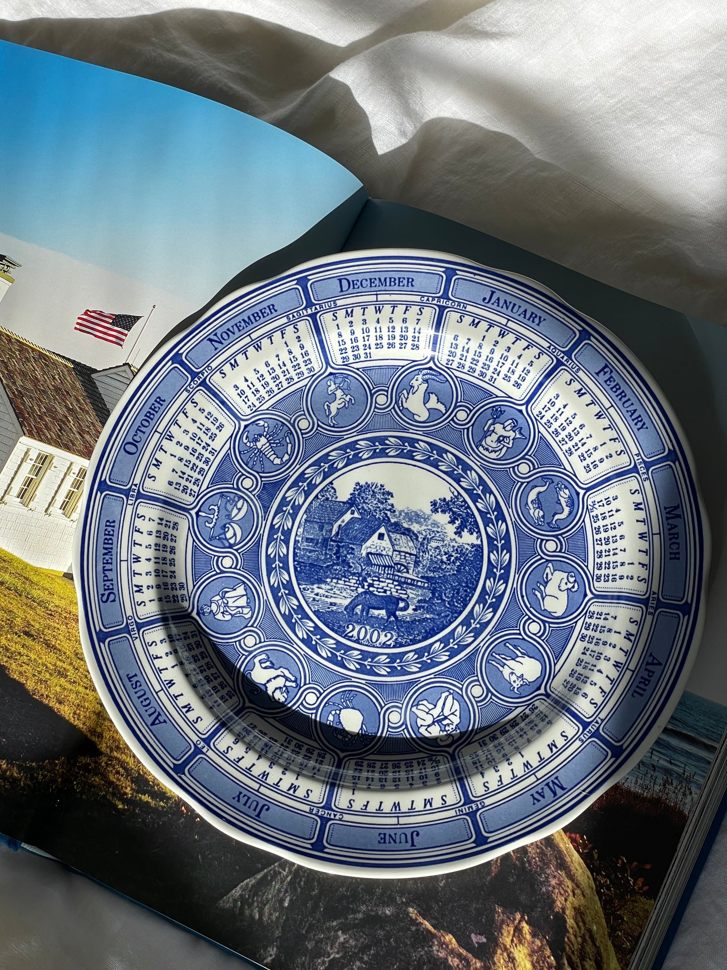 Spode Blue Room 2002 Calendar Plate