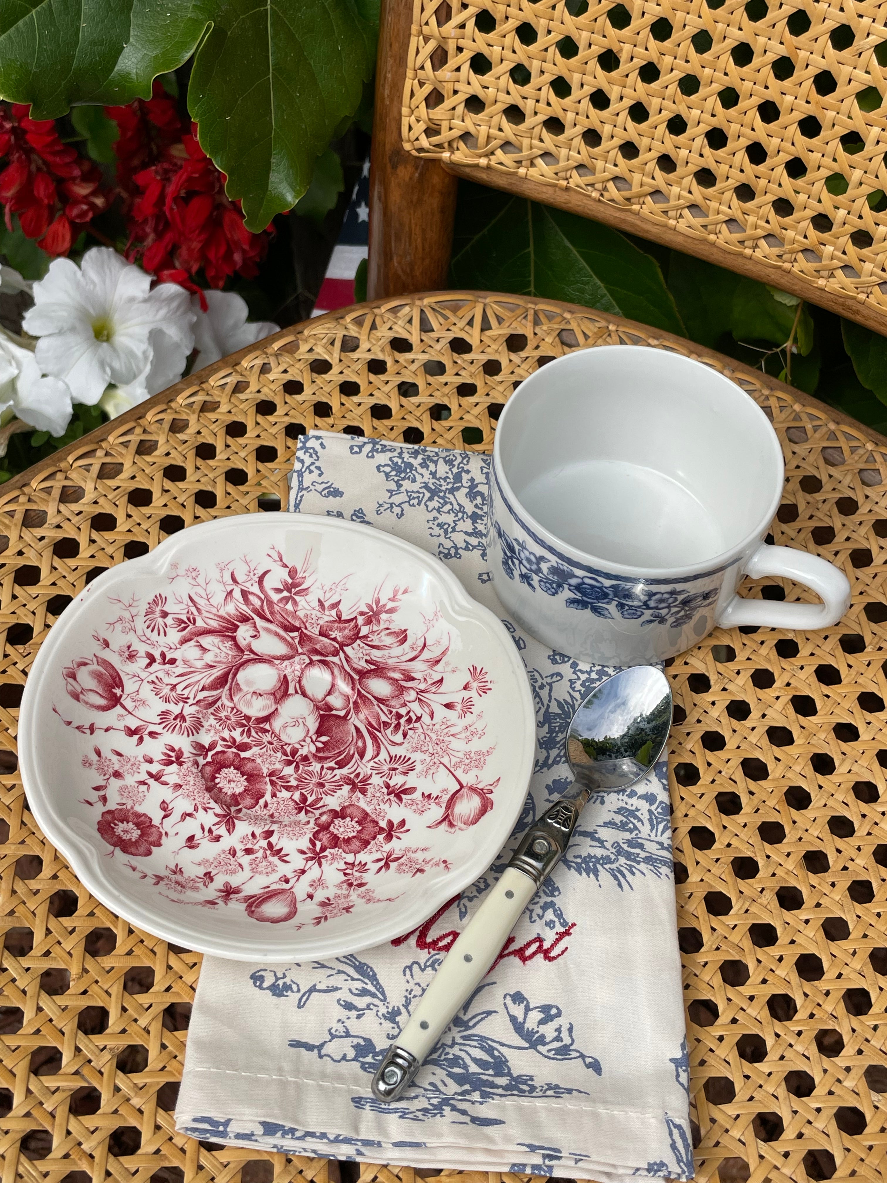 Conrad Teacup & Saucer