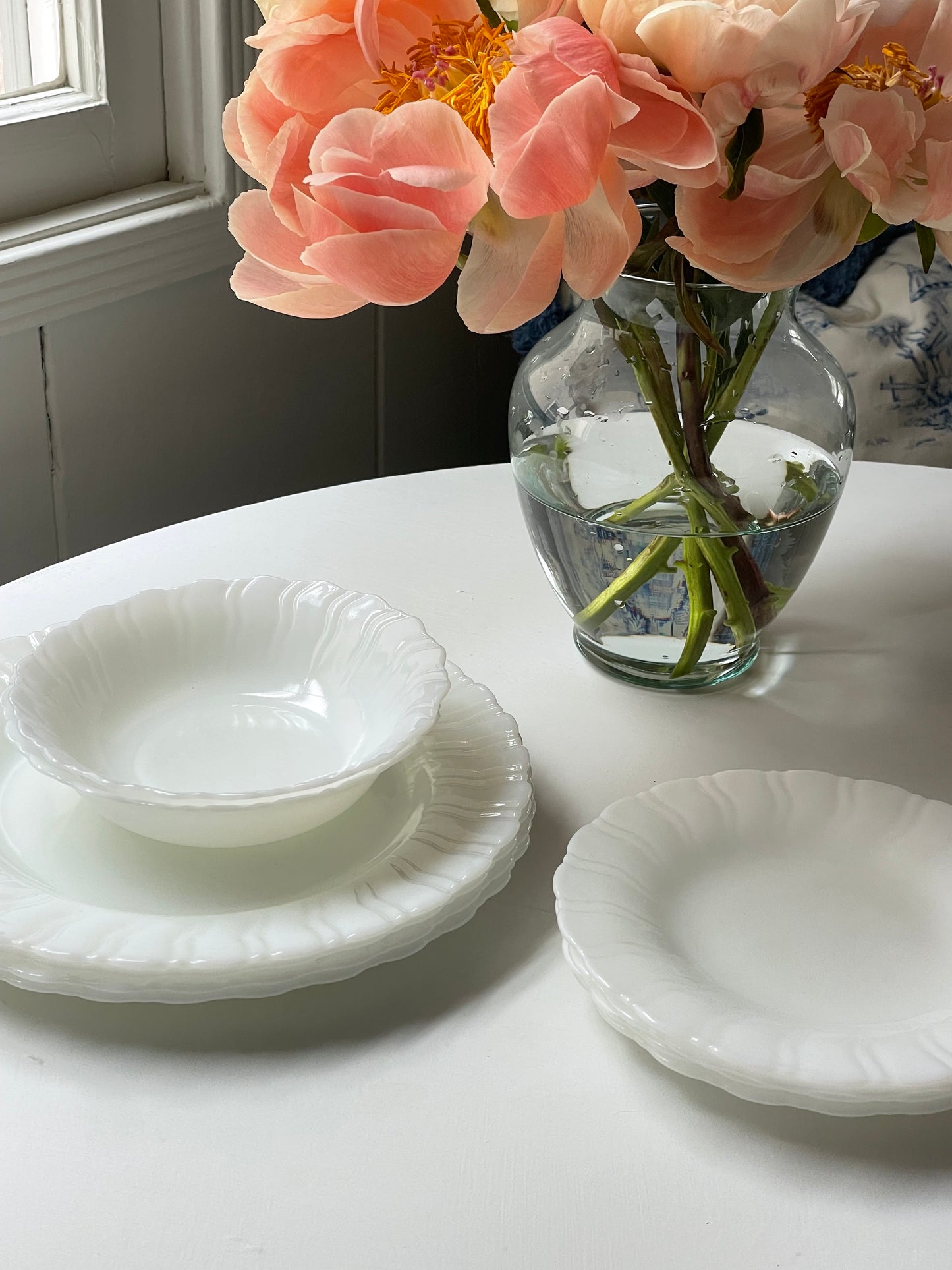 Ruffle Milk Glass Dish Set