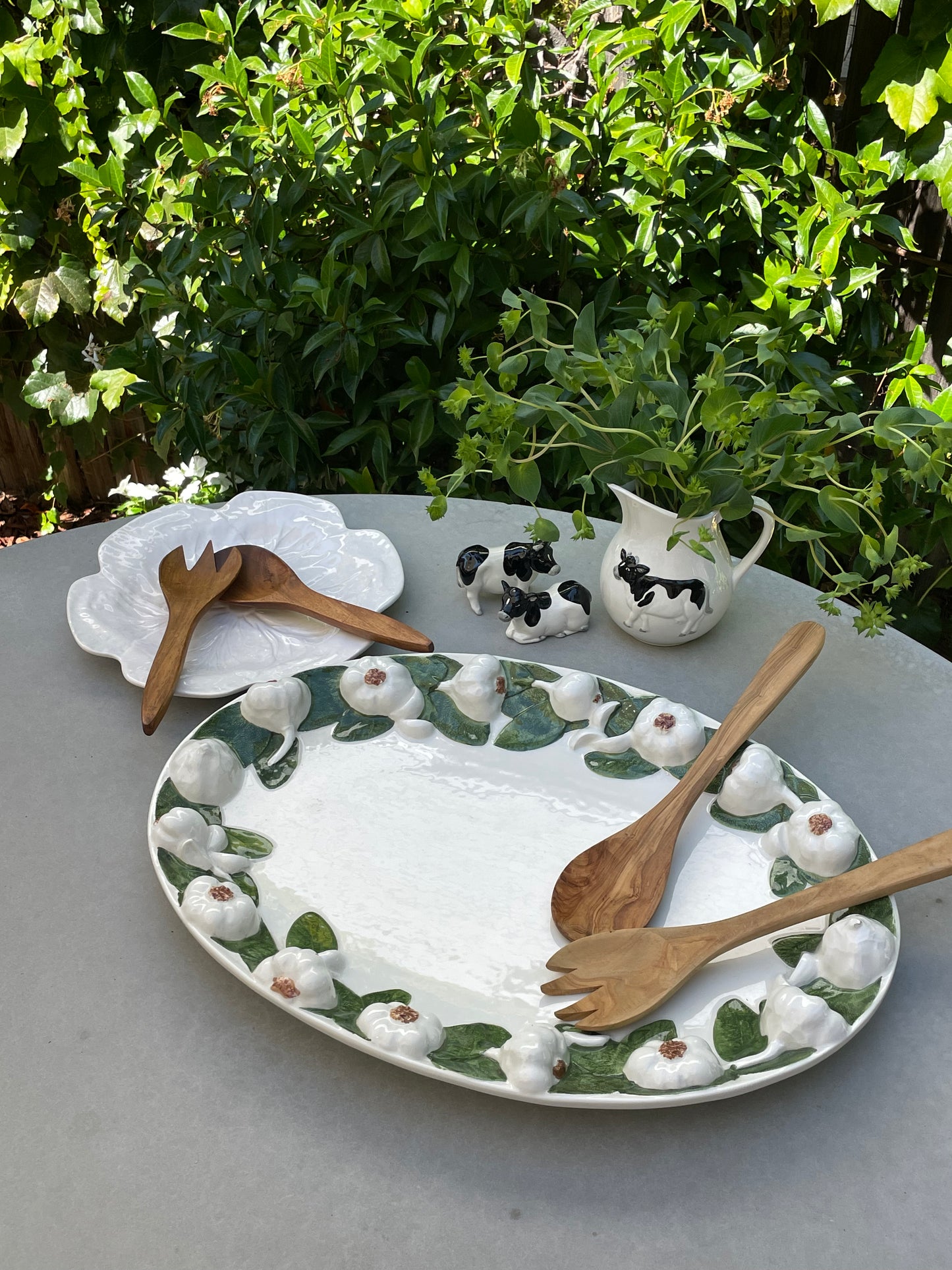 Fresh Garlic Serving Platter