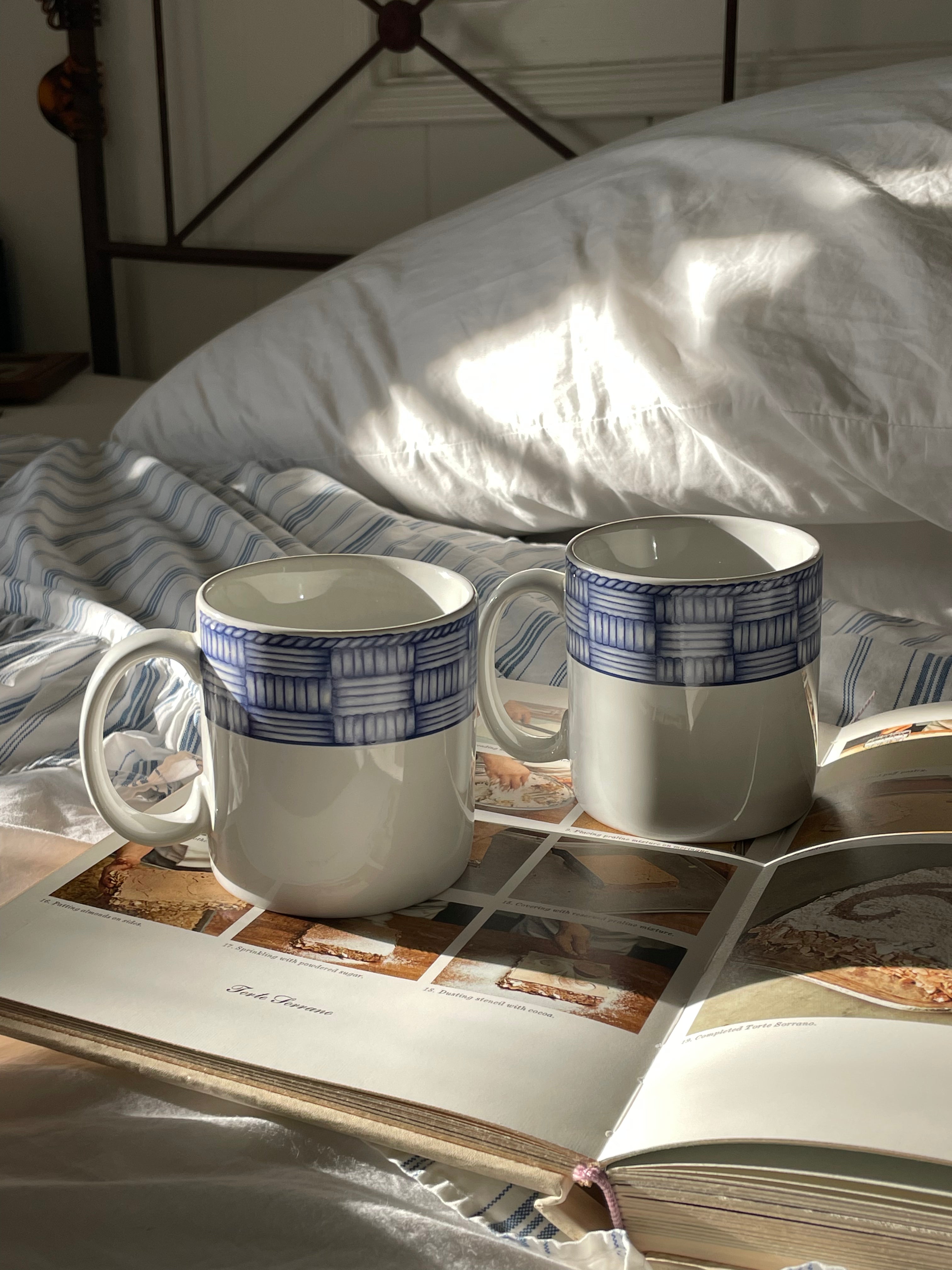 Midland Mugs, Set of 2