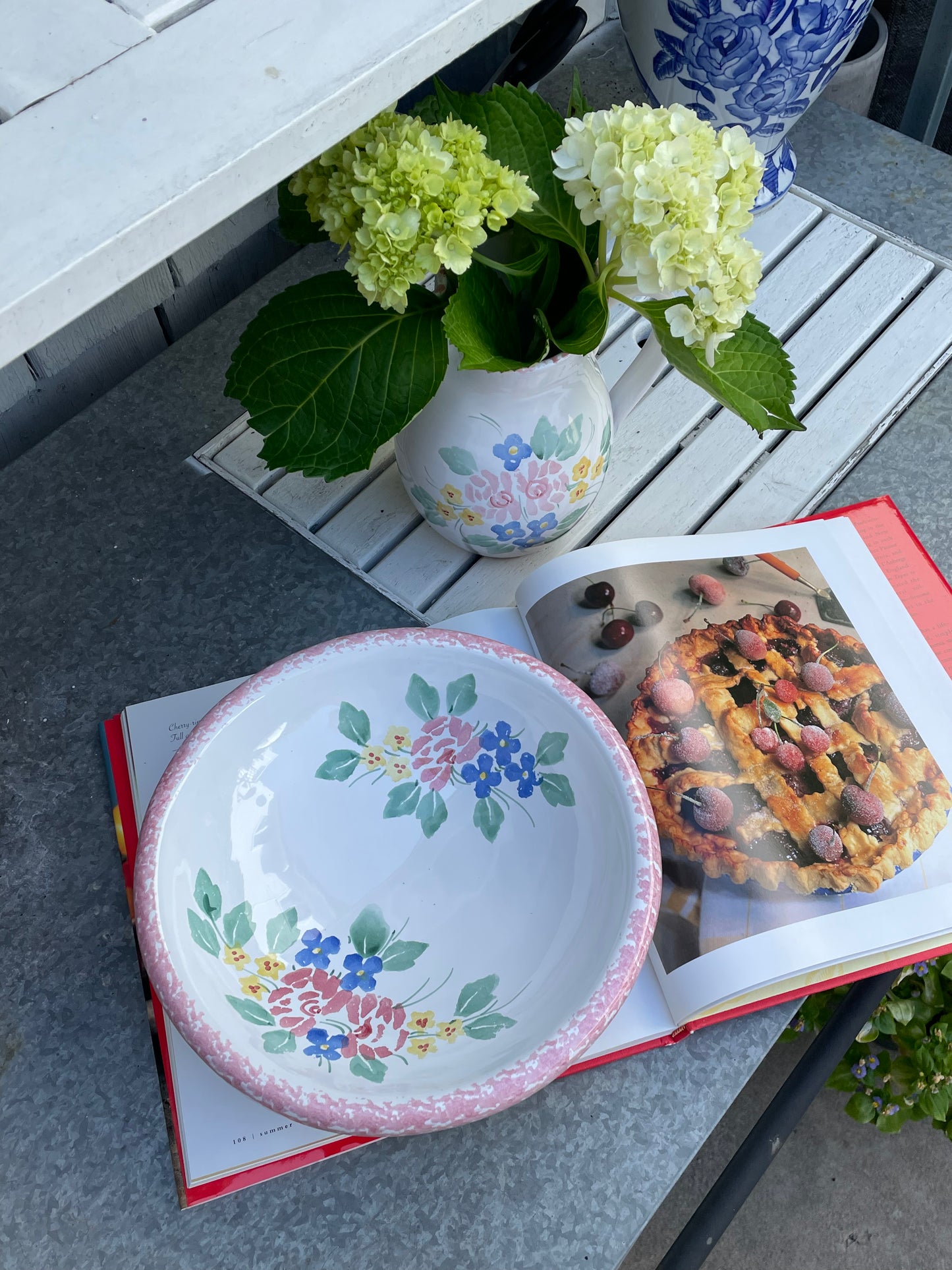 Los Olivos Serving Bowl