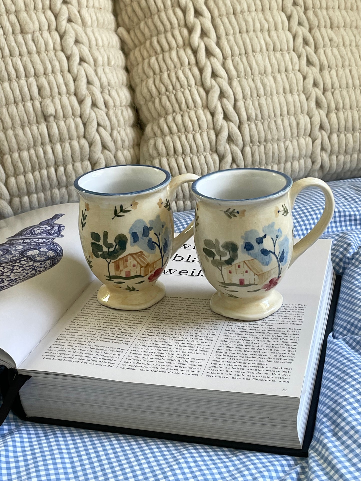 Country House Mugs, Set of 2