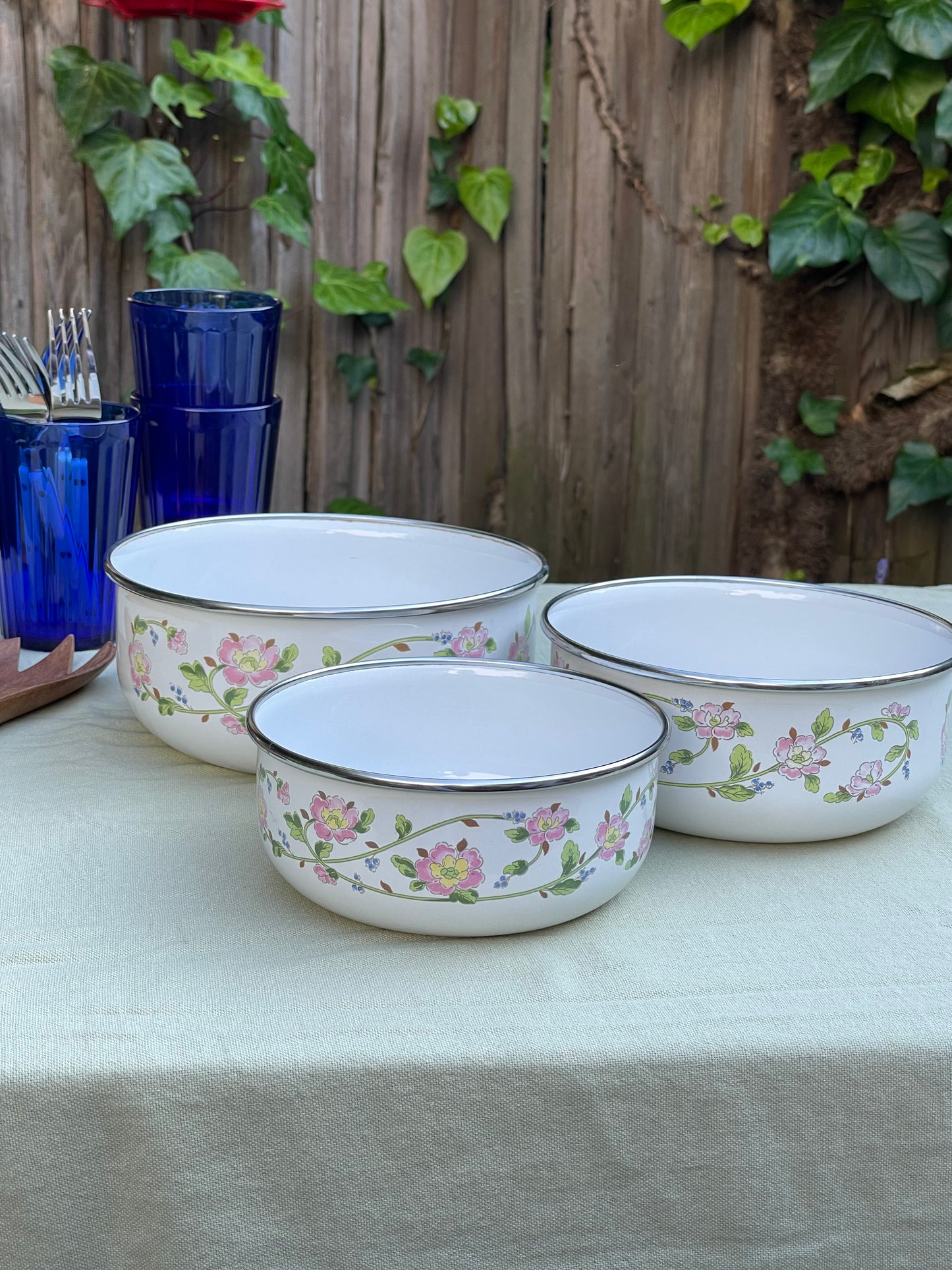 Daisy Mae Nesting Bowls, Set of 3
