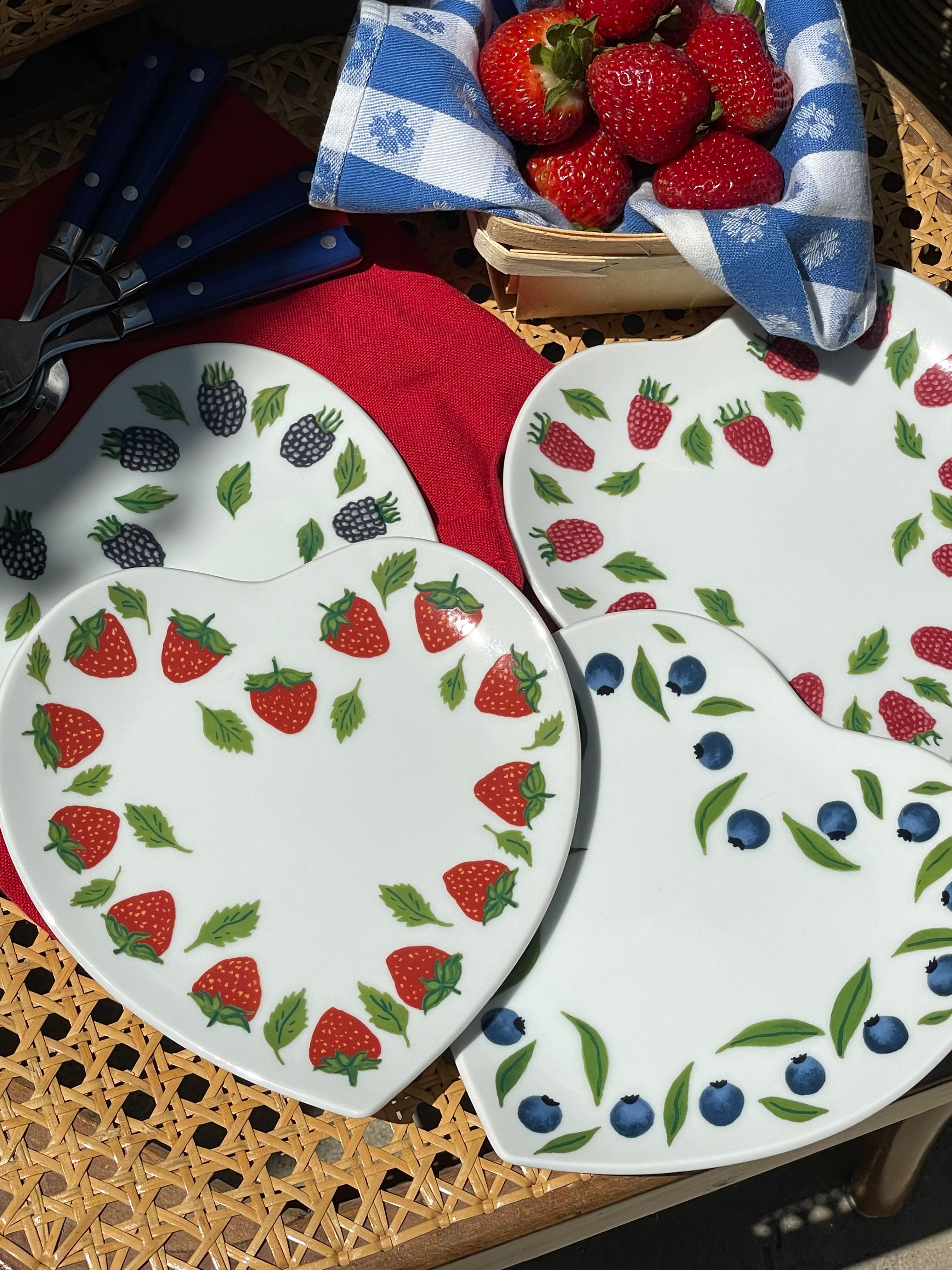 Fresh Picked Berry Plates, Set of 4