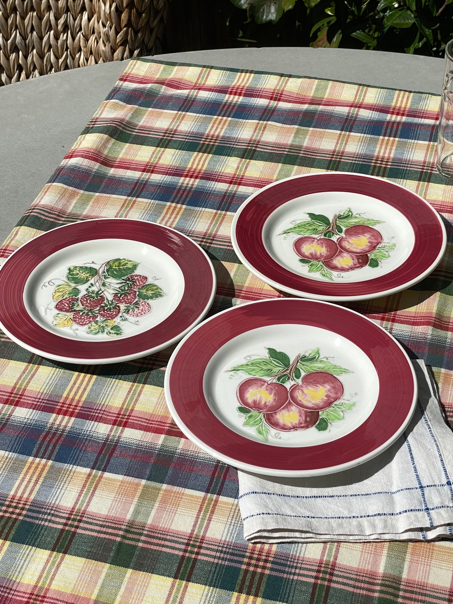 Dandy Appetizer Plates, Set of 3