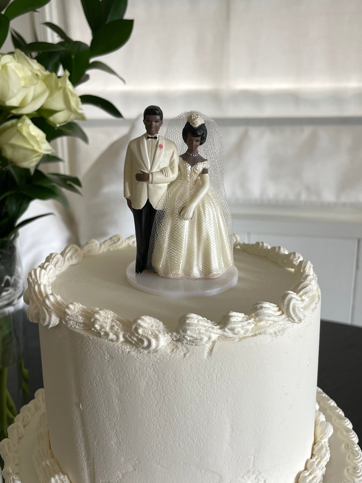 Montecito Vintage Cake Topper