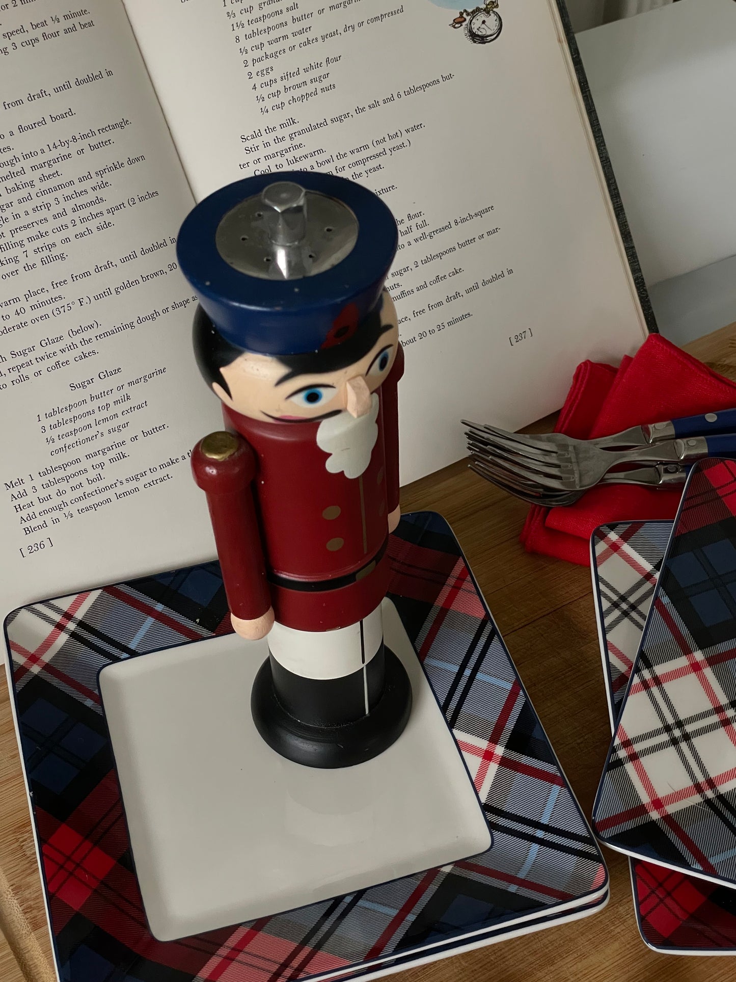 Nutcracker Salt Shaker & Pepper Grinder