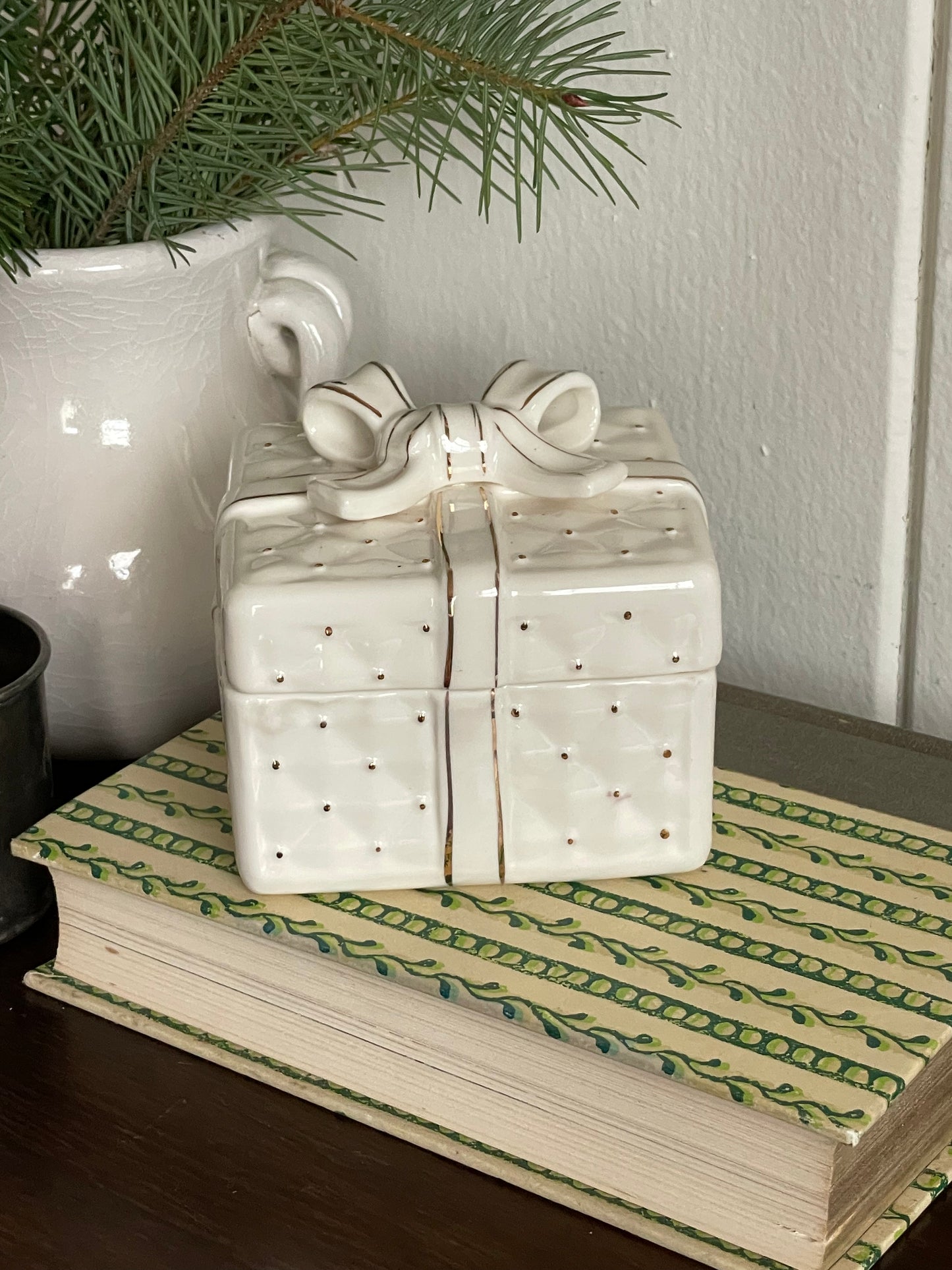 White Christmas Trinket Box