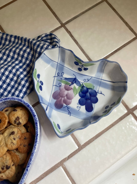 Picnic Heart Dish