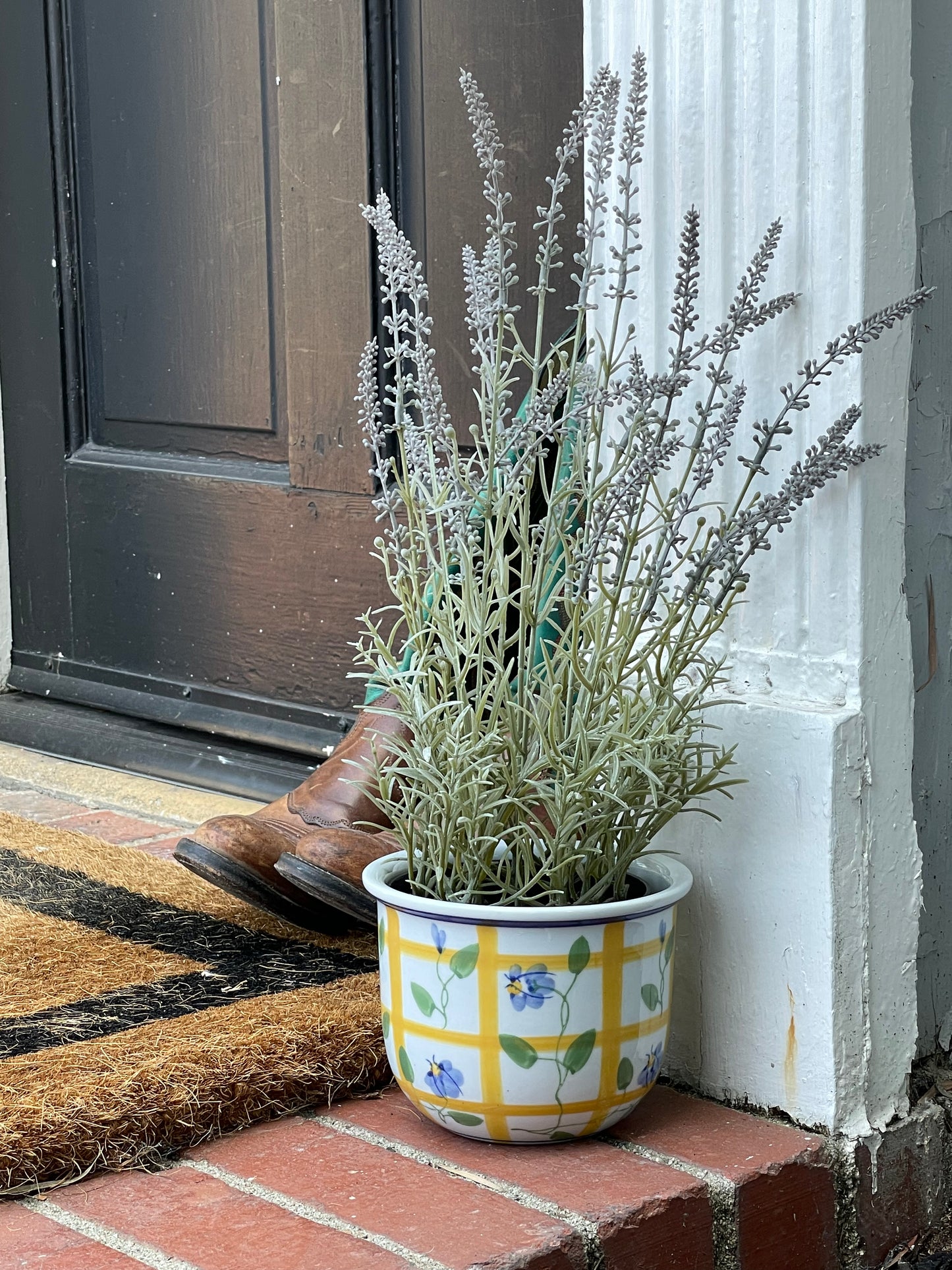 Casey Flower Pot