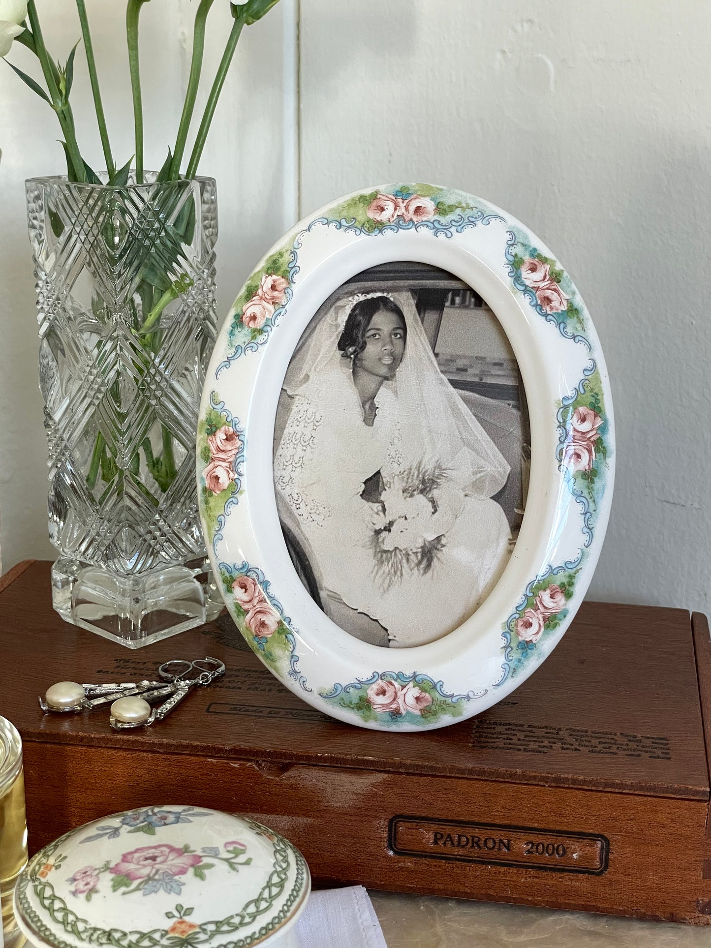 Rosalie Oval Photo Frame