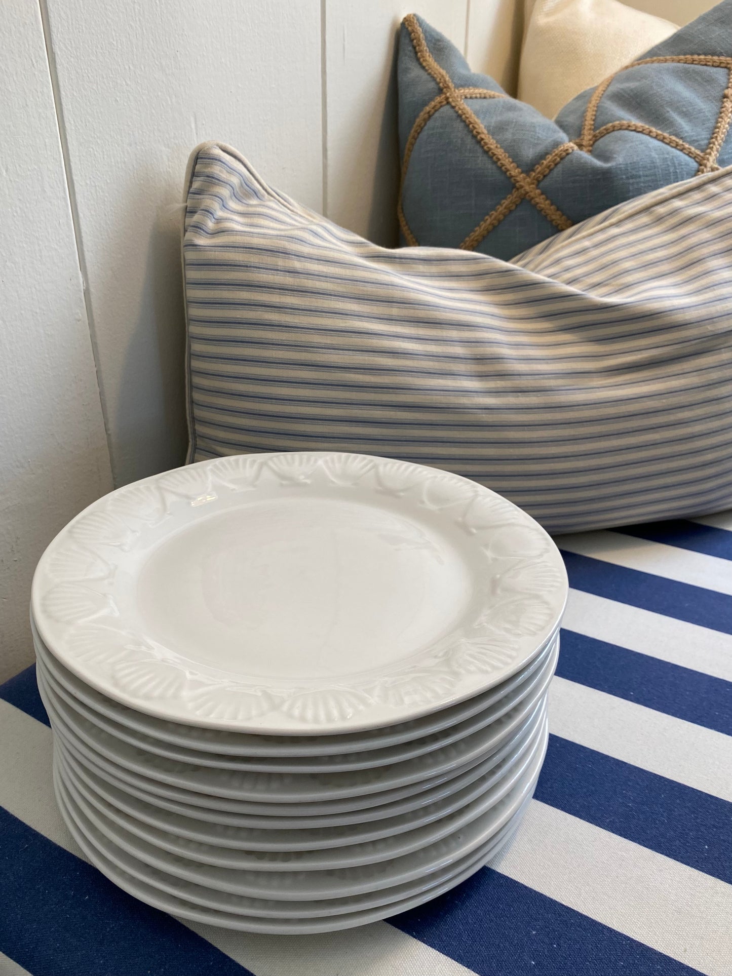 Shelly Dinner Plates, Set of 10