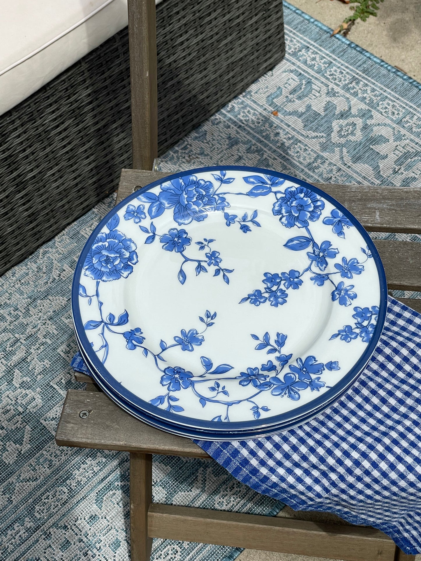 Meadowview Dinner Plates, Set of 4