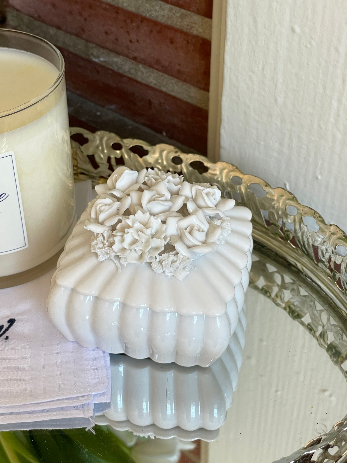 Rosebud Trinket Box