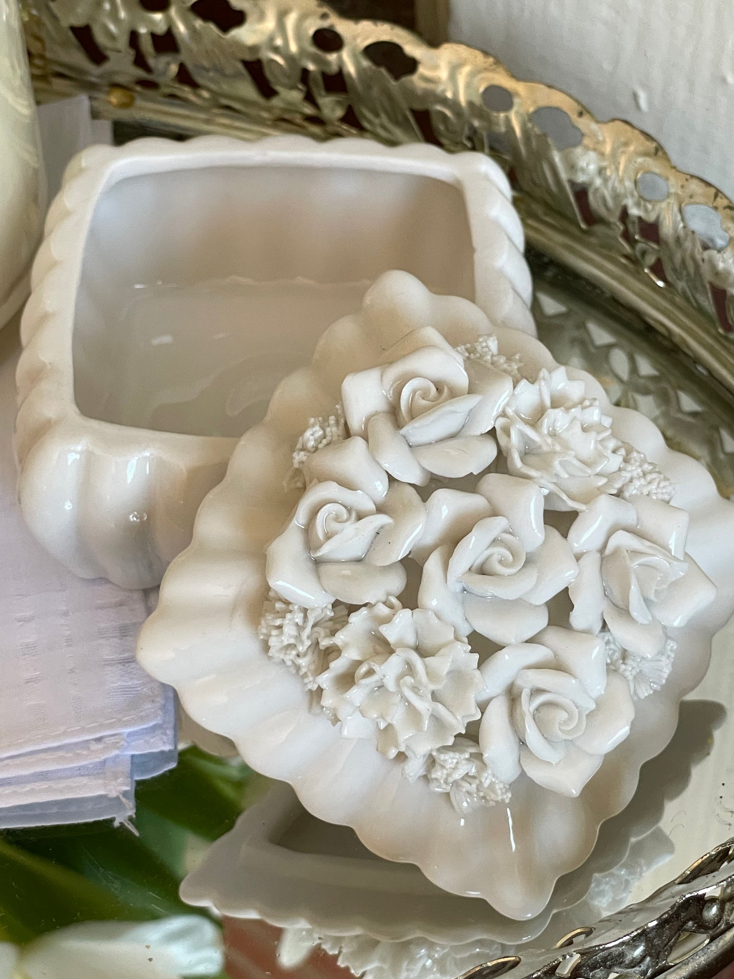 Rosebud Trinket Box
