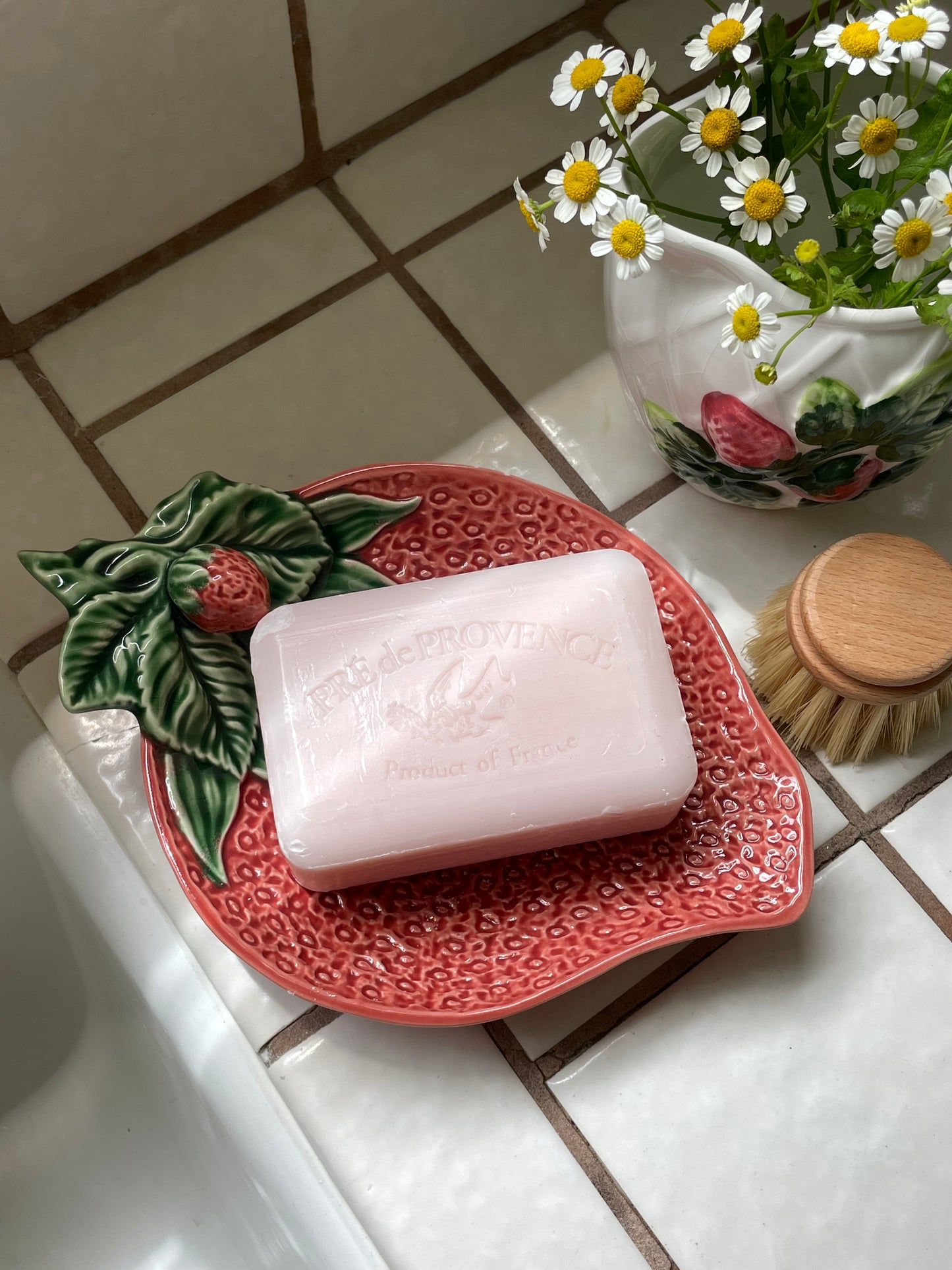 Fresh Picked Soap Dish