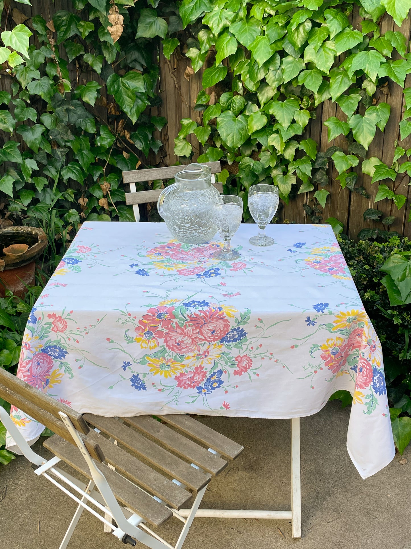 Spring Bouquet Tablecloth