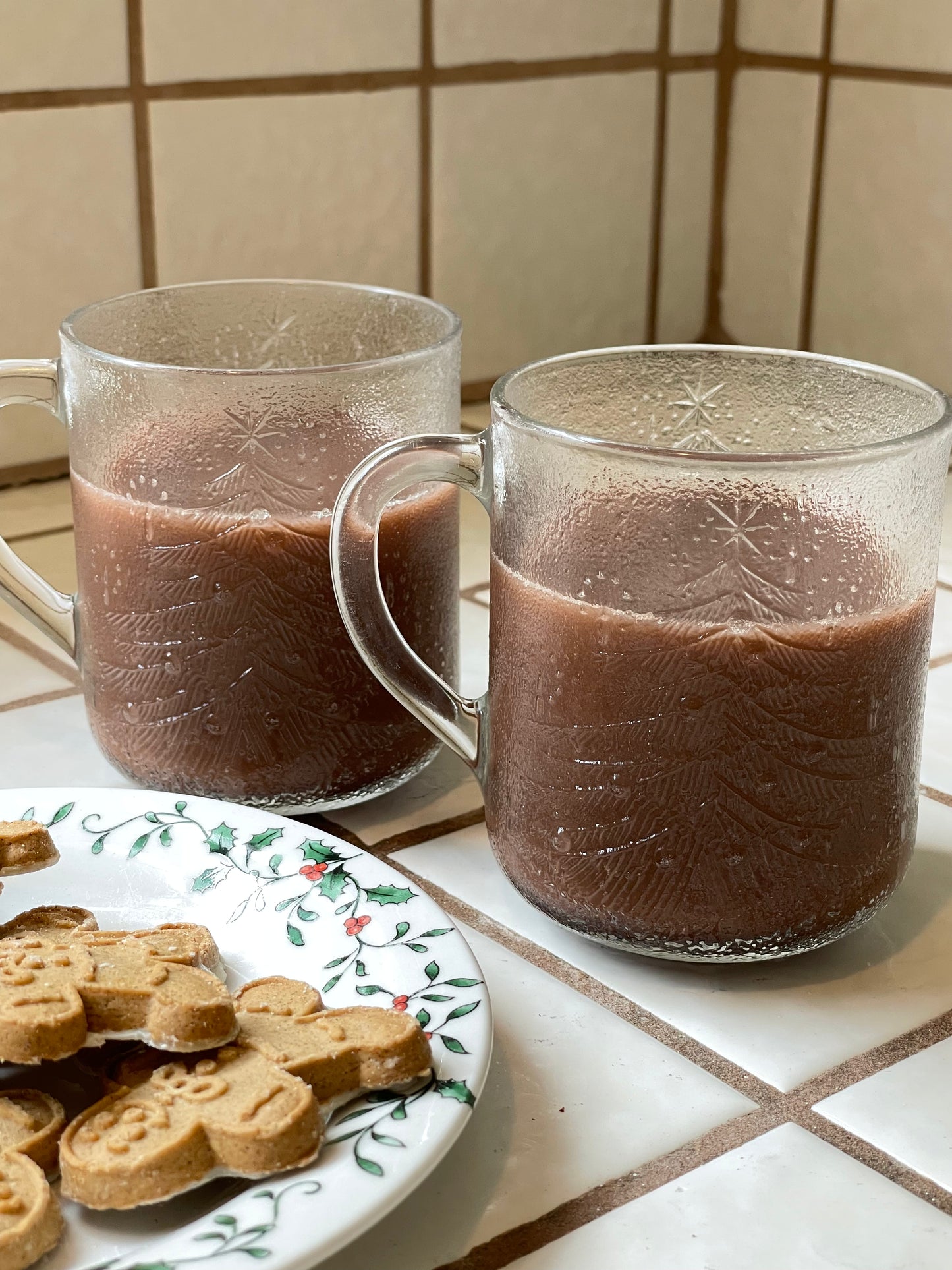 Snowmass Pressed Glass Mugs, Set of 4