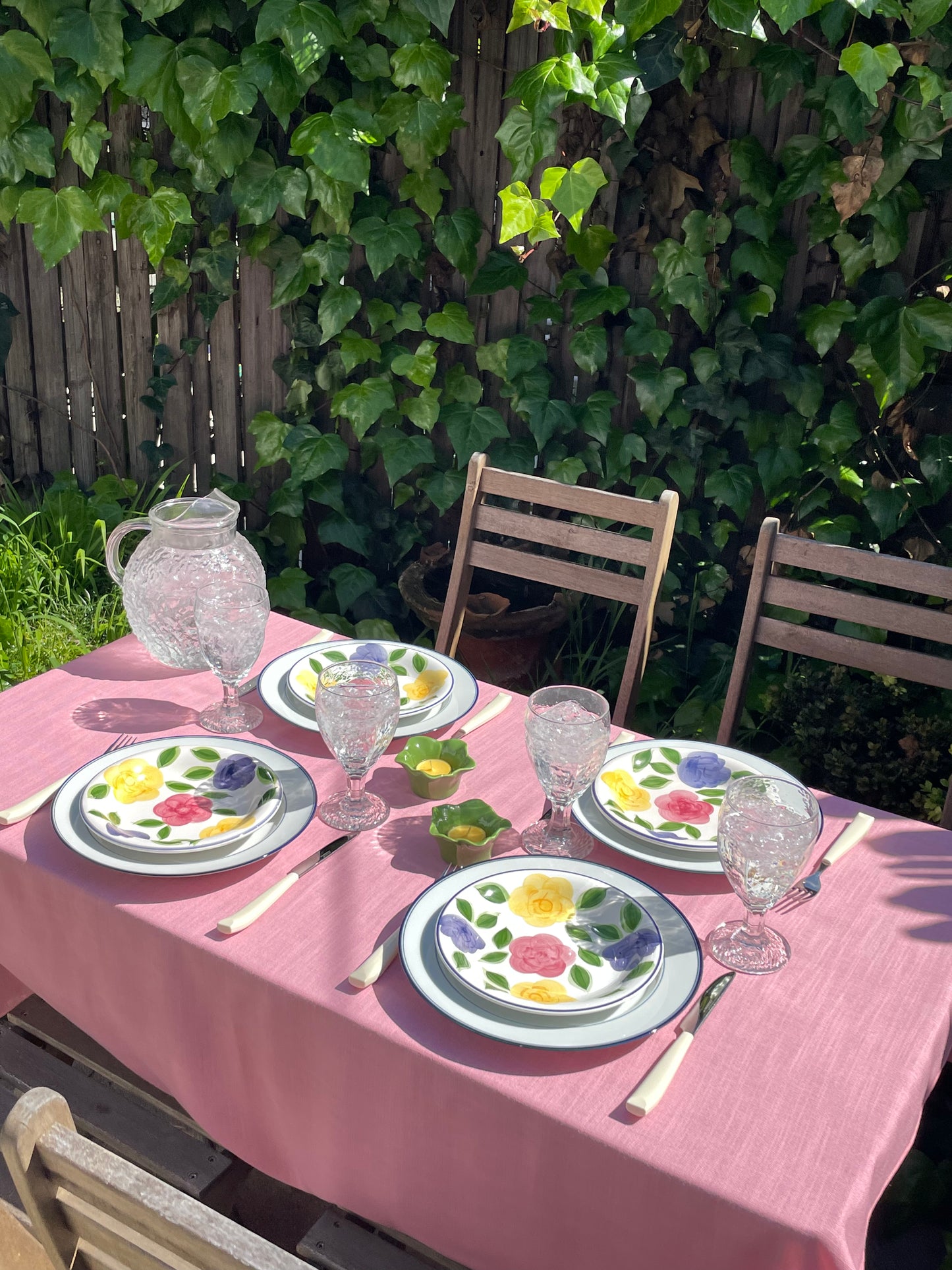 The Ivy Sette, Table for 4