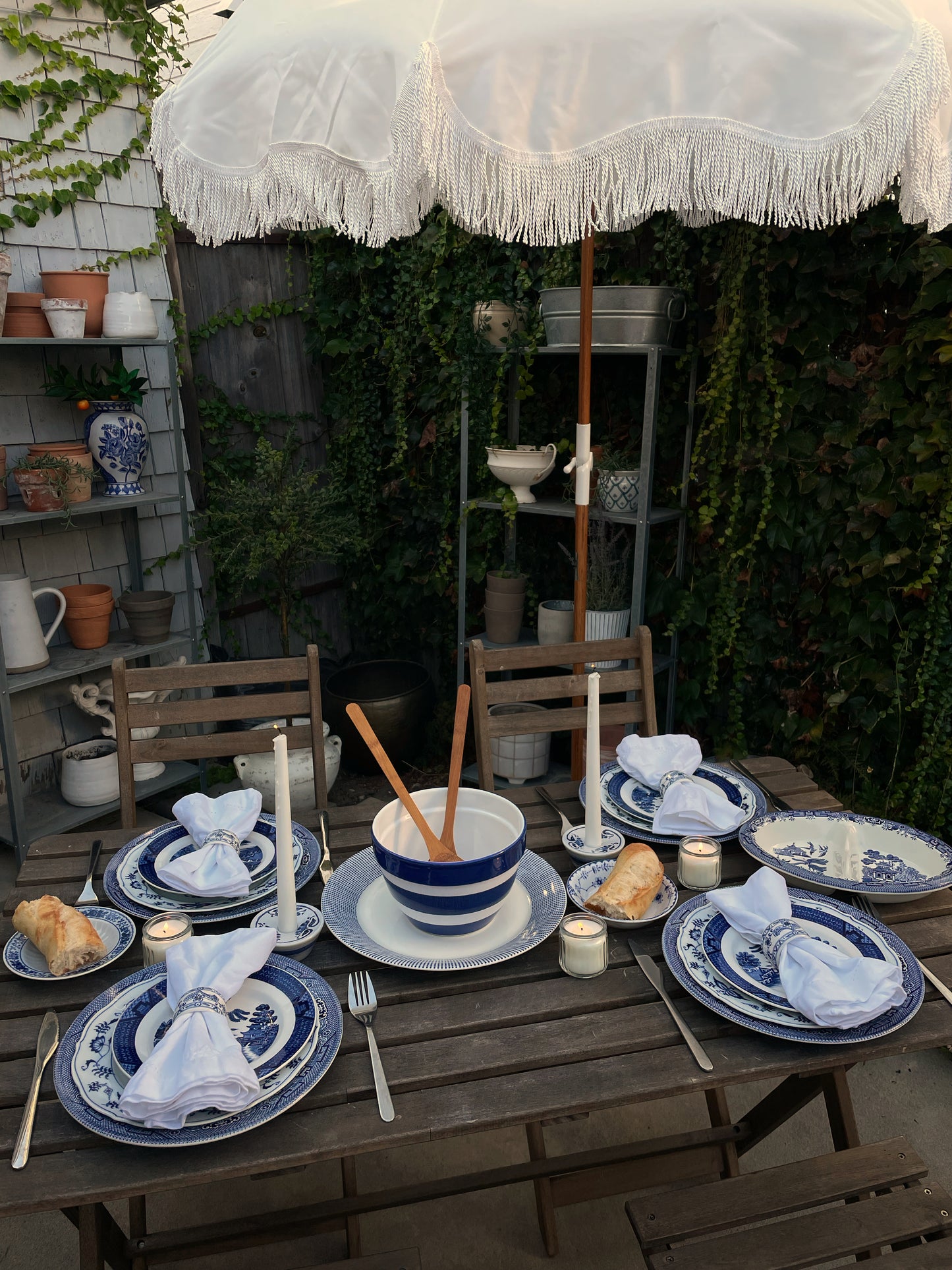 Miramar Sette, Table for 4