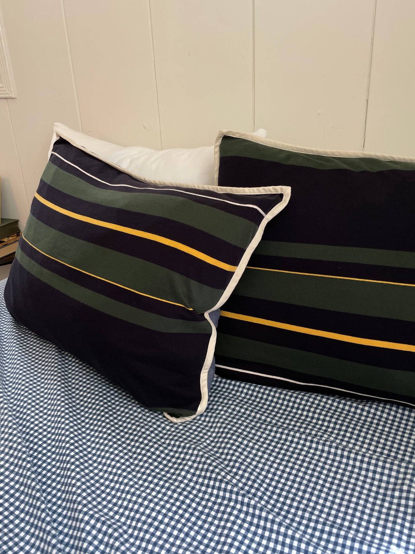 Duke Sham Set, Standard set of 2