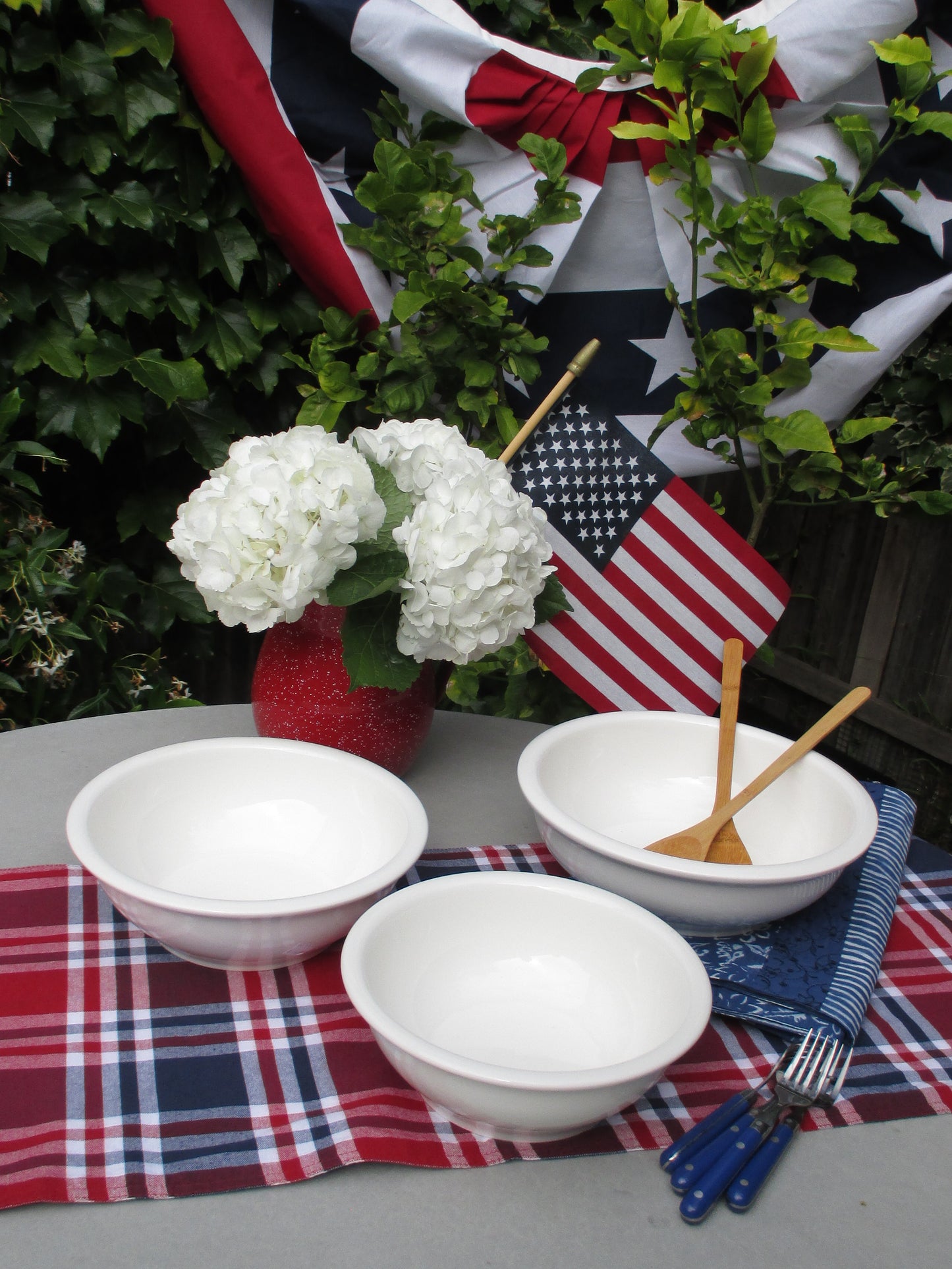 Dolly Serving Bowls, Set of 3