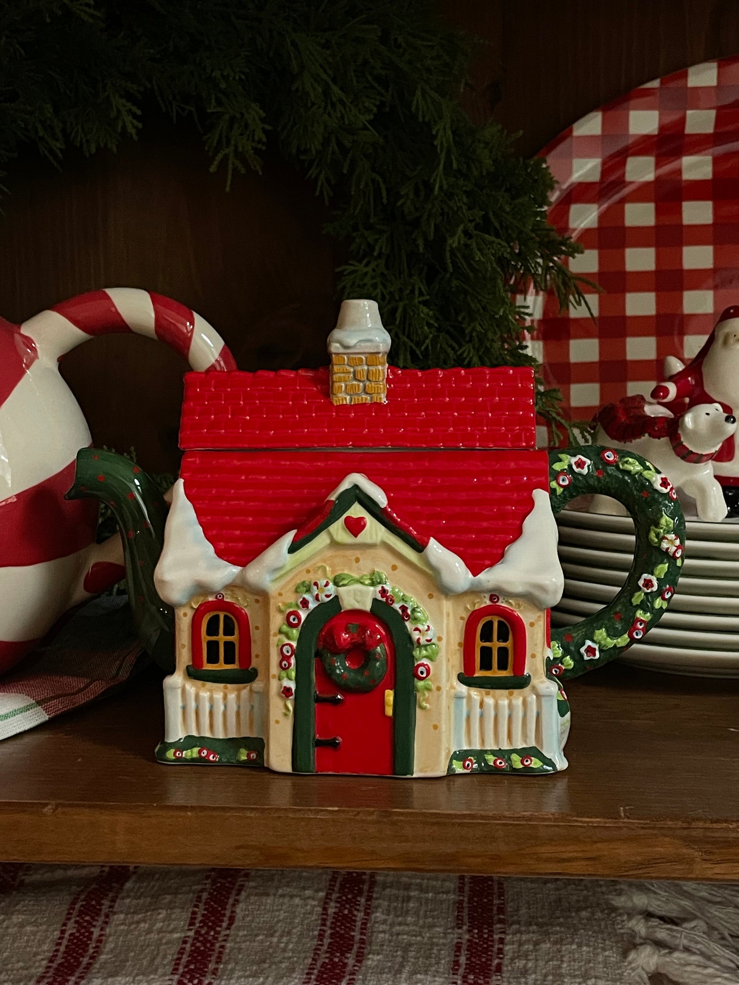 Christmas Cottage Tea Pot