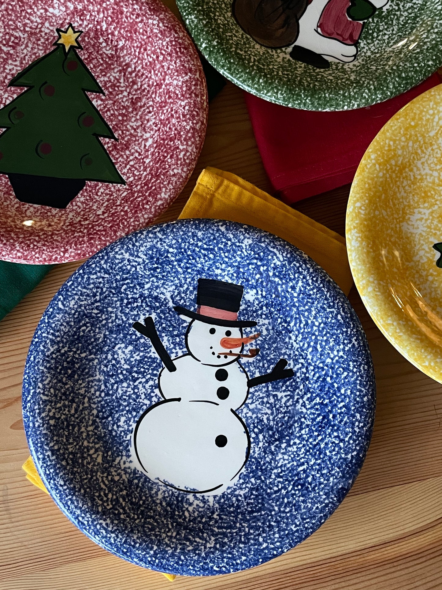 Yuletide Sponge-Paint Plates, Set of 4