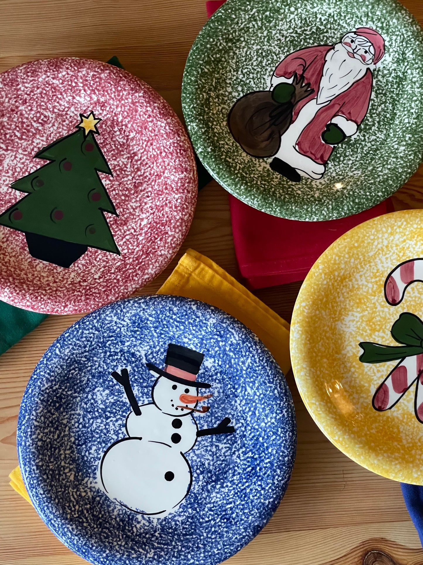 Yuletide Sponge-Paint Plates, Set of 4