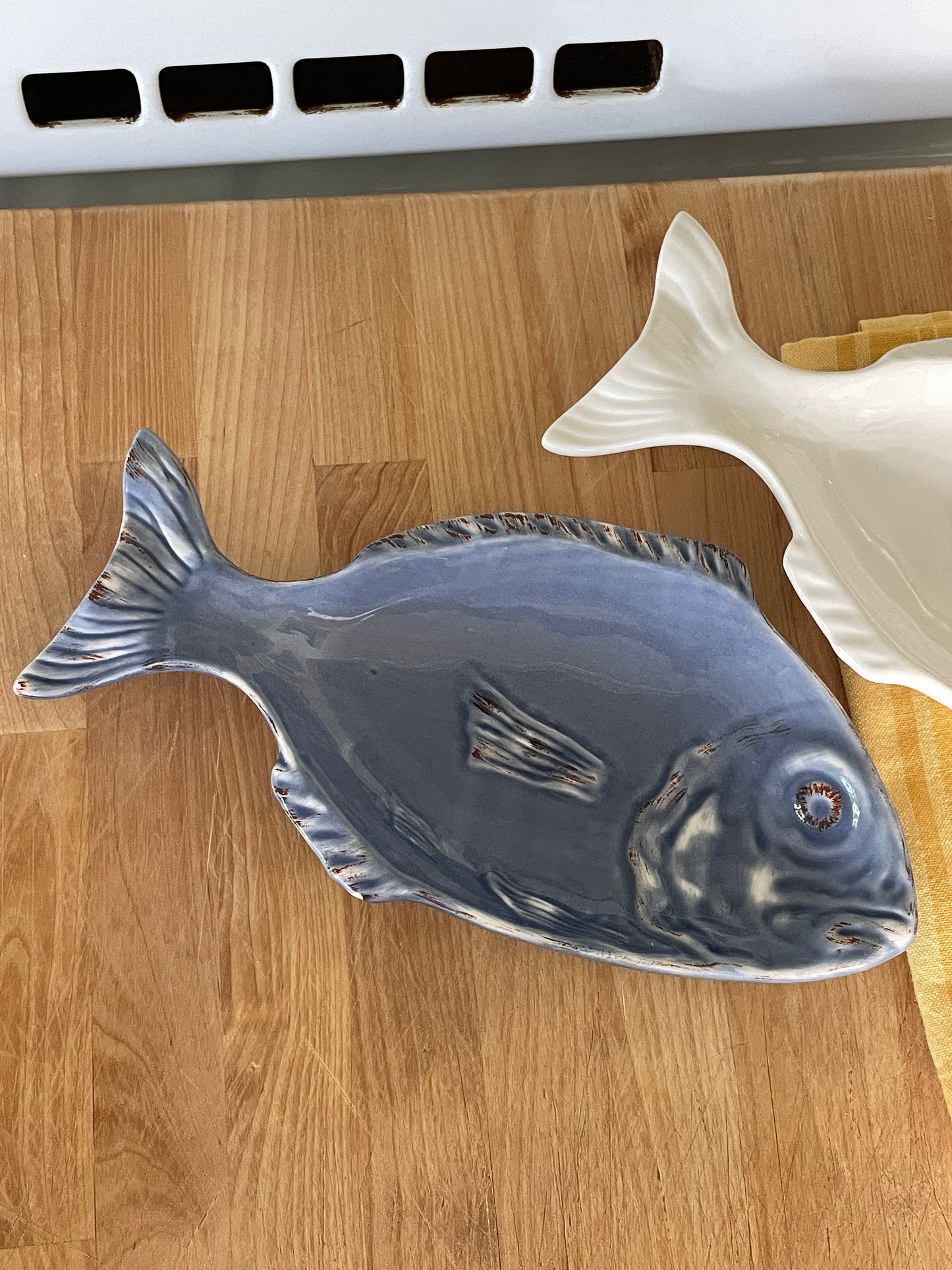 Finn Plates, Set of 2