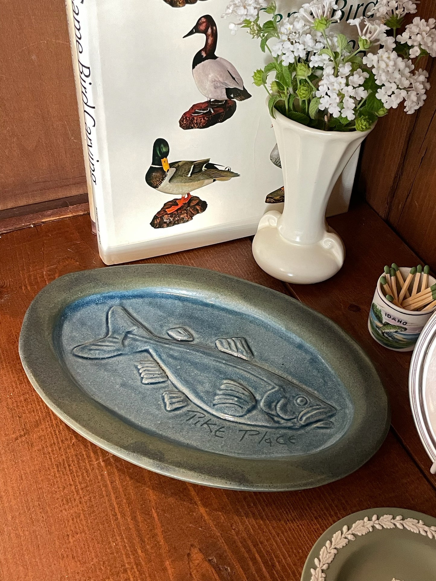 Pike Place Art Pottery Decorative Plate