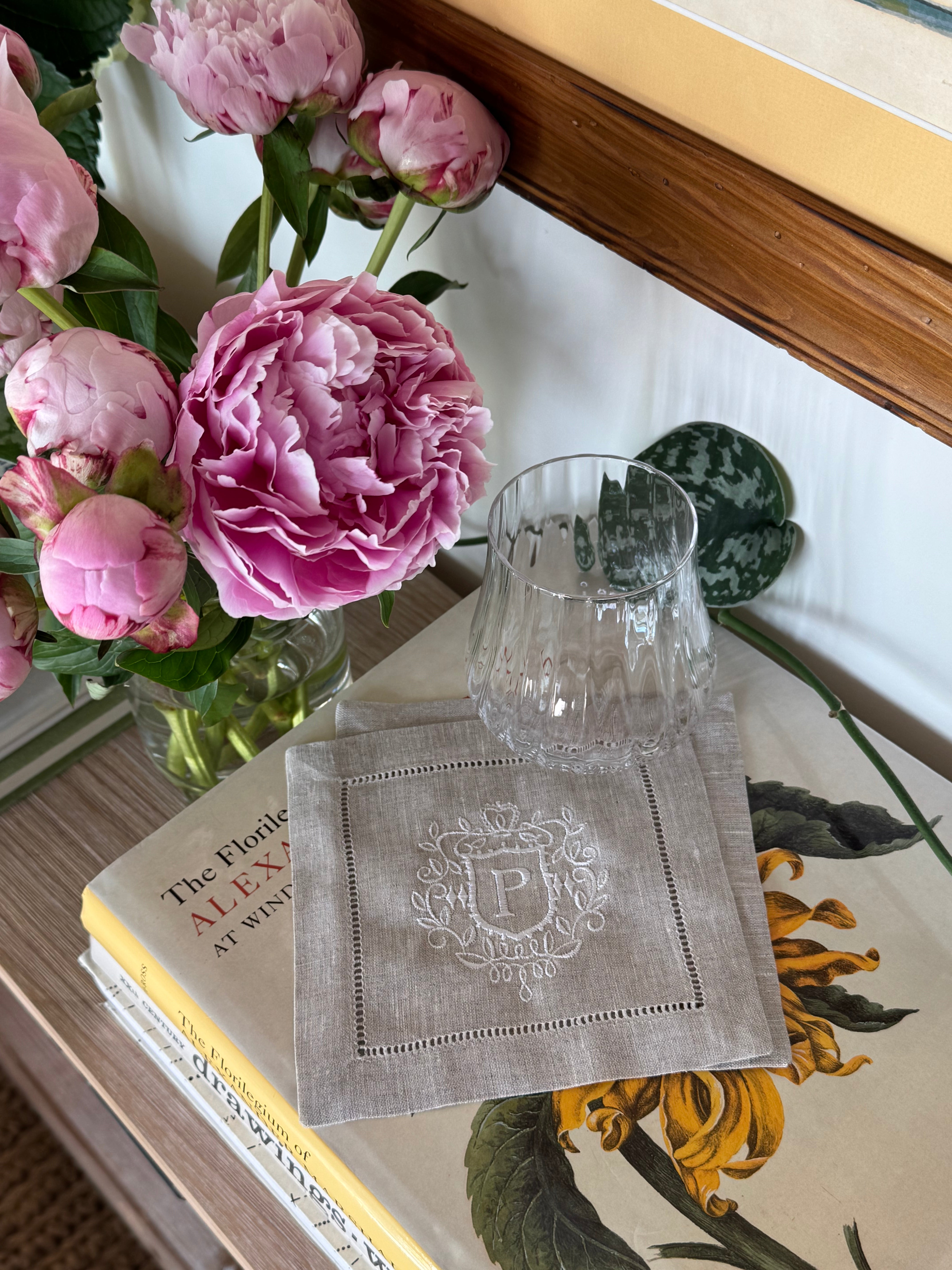 Crest Cocktail Napkins