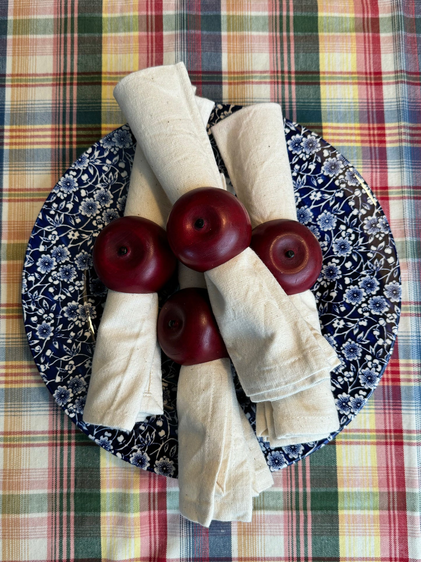 Red Delicious Napkin Rings, Set of 4