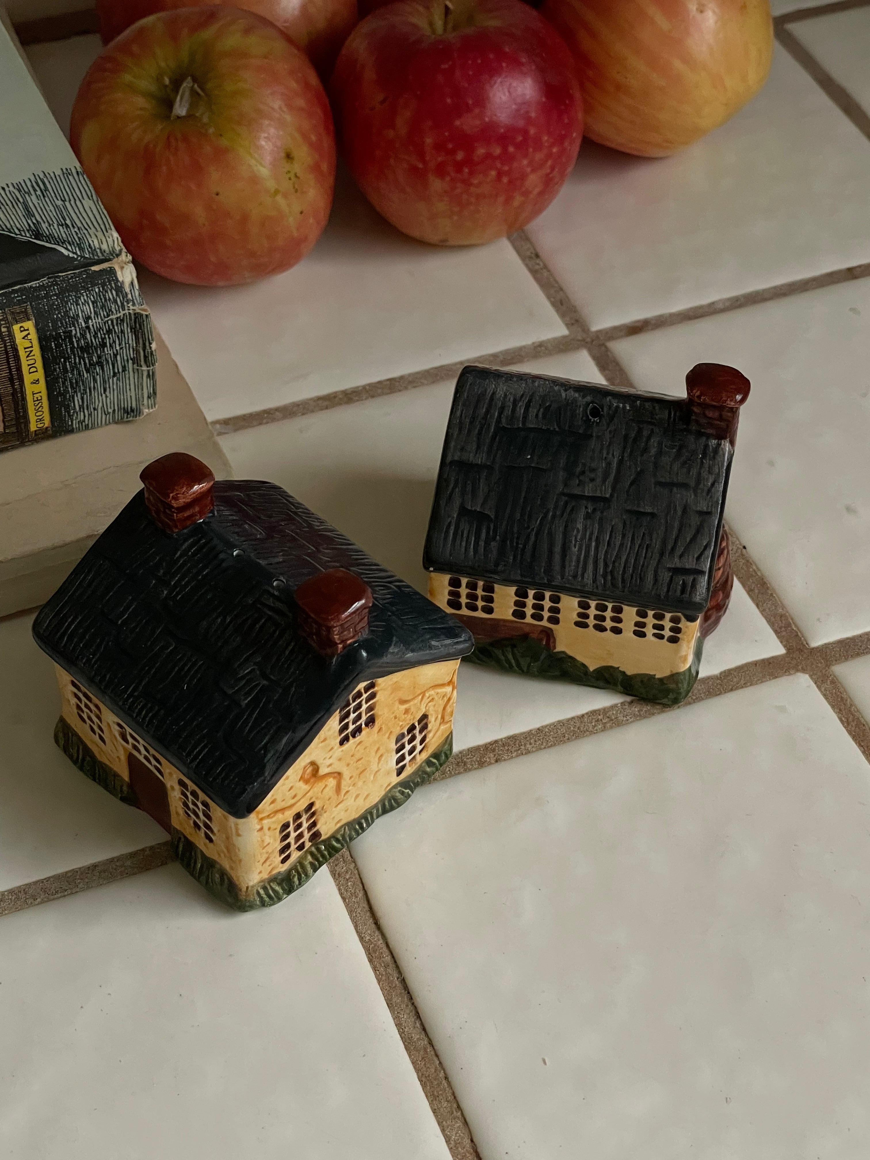 Hayloft Cottage Salt & Pepper Shakers