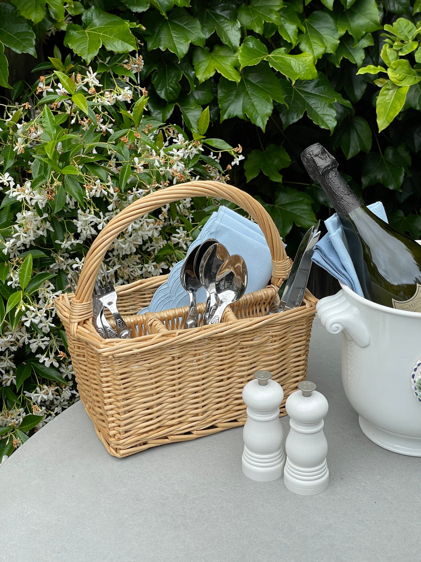 Backyard Soirée Silverware Caddy