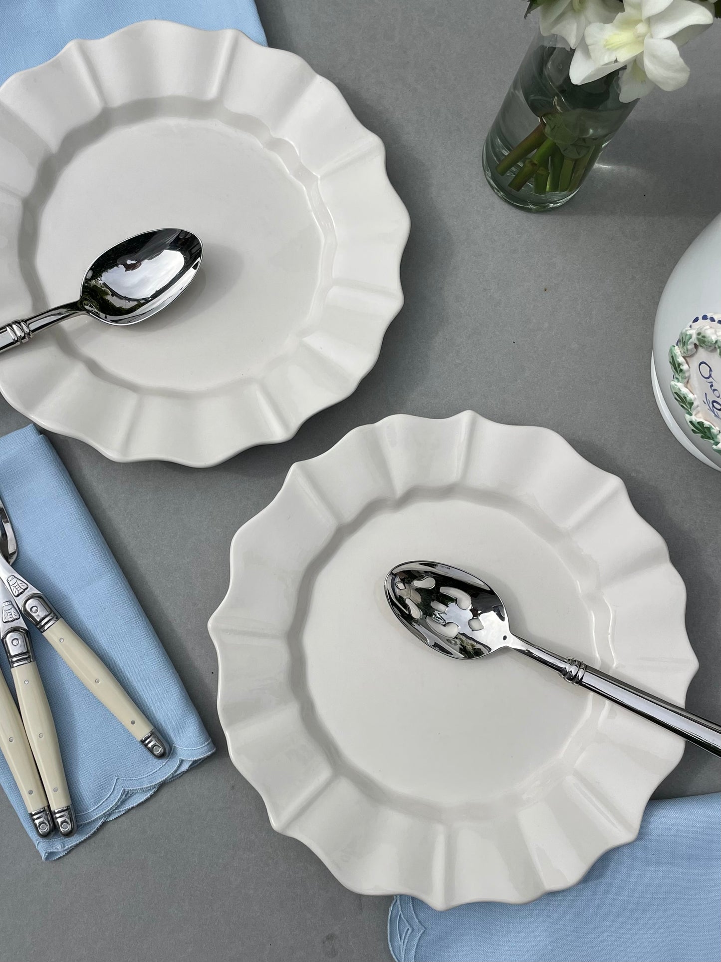 Buttercream Serving Plates, Set of 2