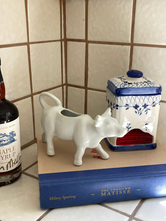 Southern-Belle Cow Creamer