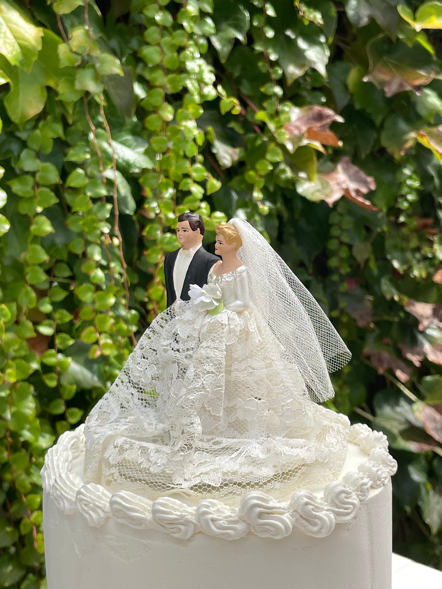 Monaco Vintage Cake Topper