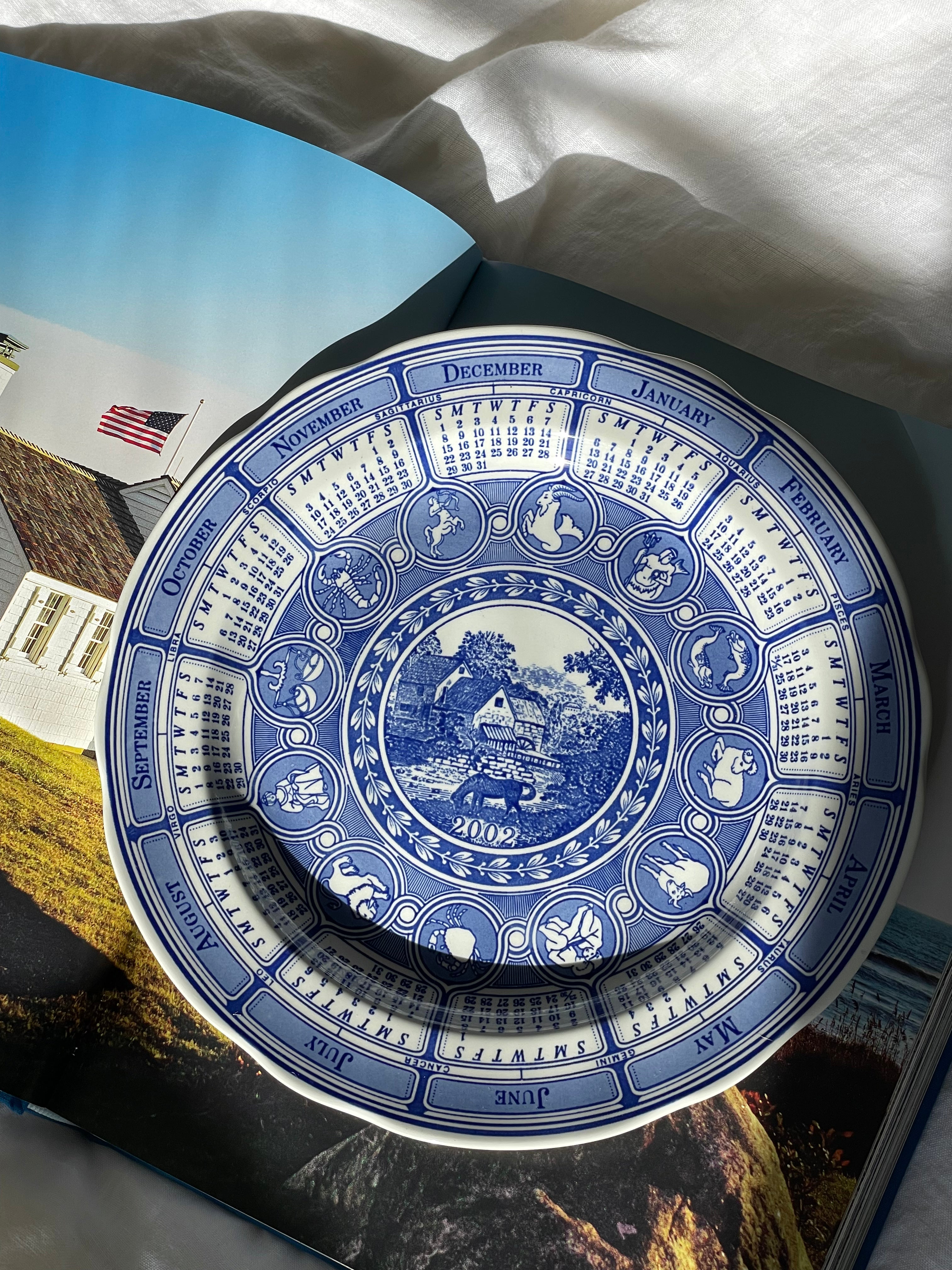 Spode Blue Room 2002 Calendar Plate