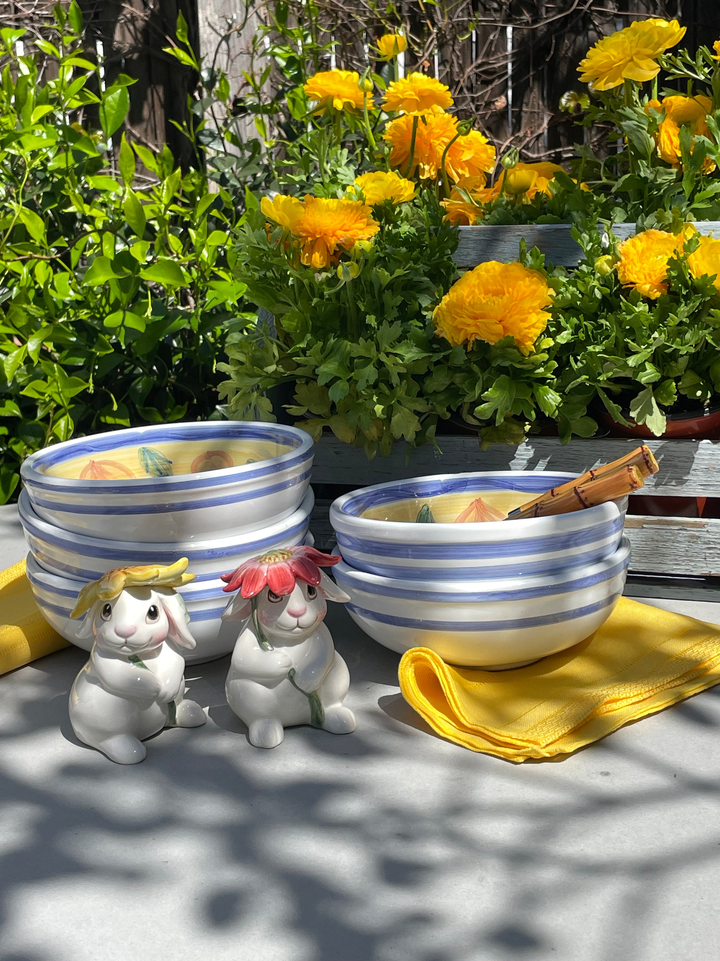Honeysuckle Bowls, Set of 5