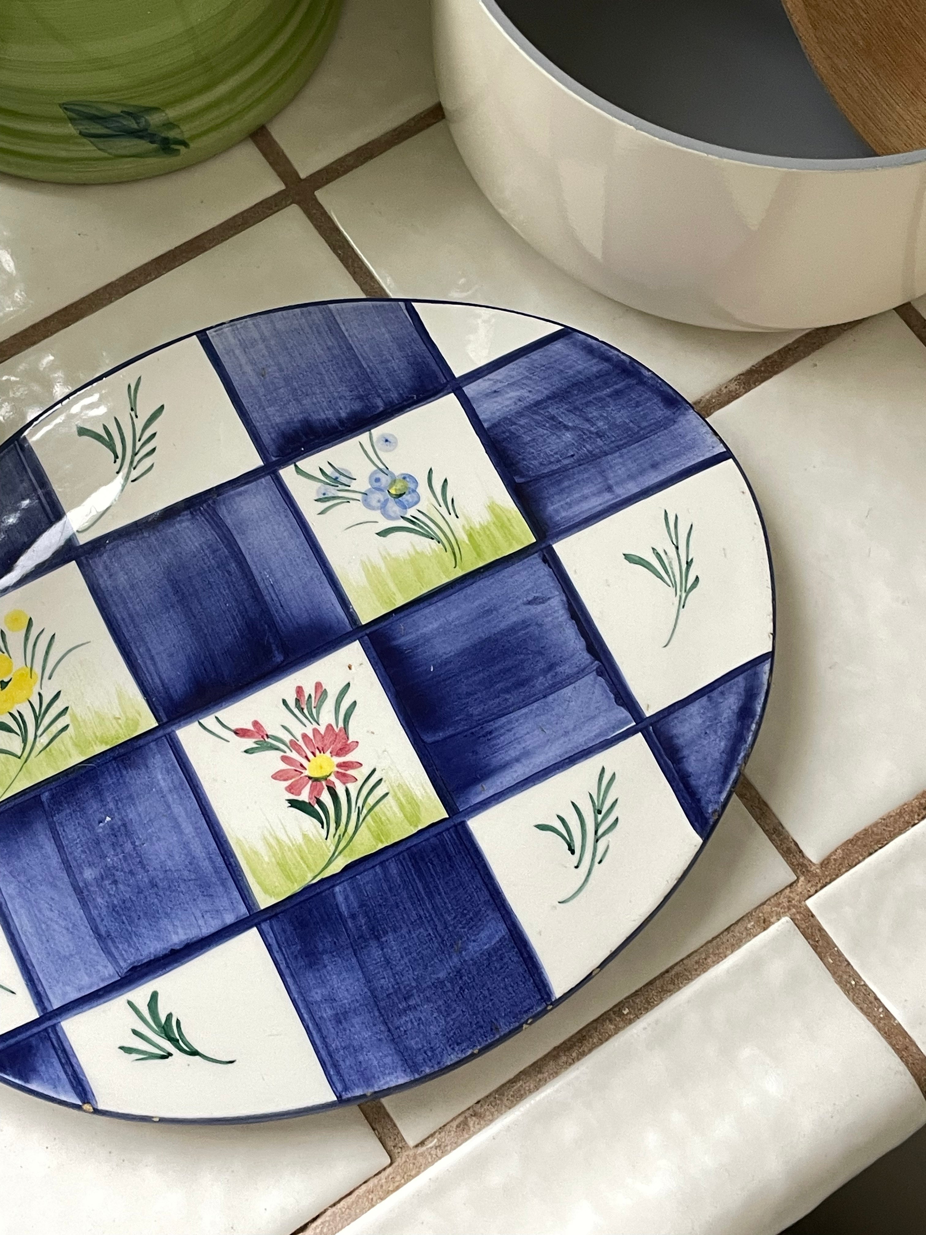 Blue Blossom Trivet